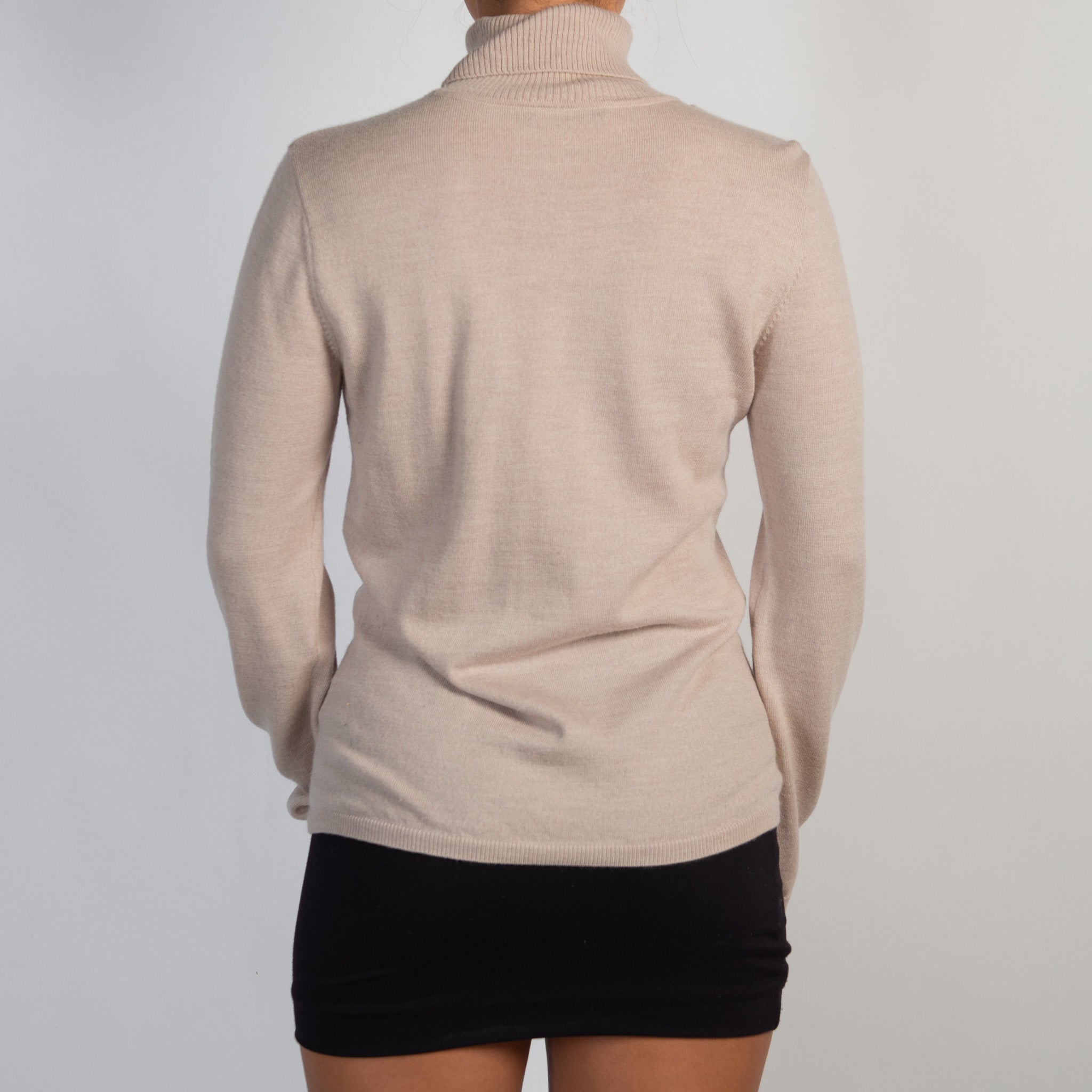 BEIGE WOOL TURTLENECK TOP