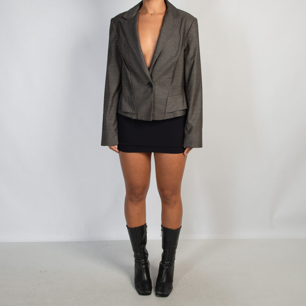 GREY RUFFLE BLAZER