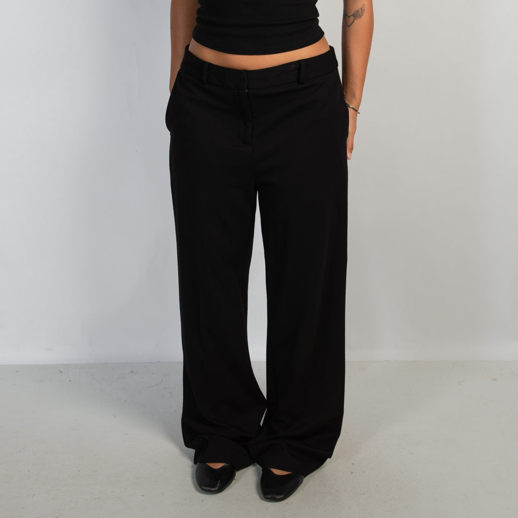 BLACK STRETCH TROUSERS