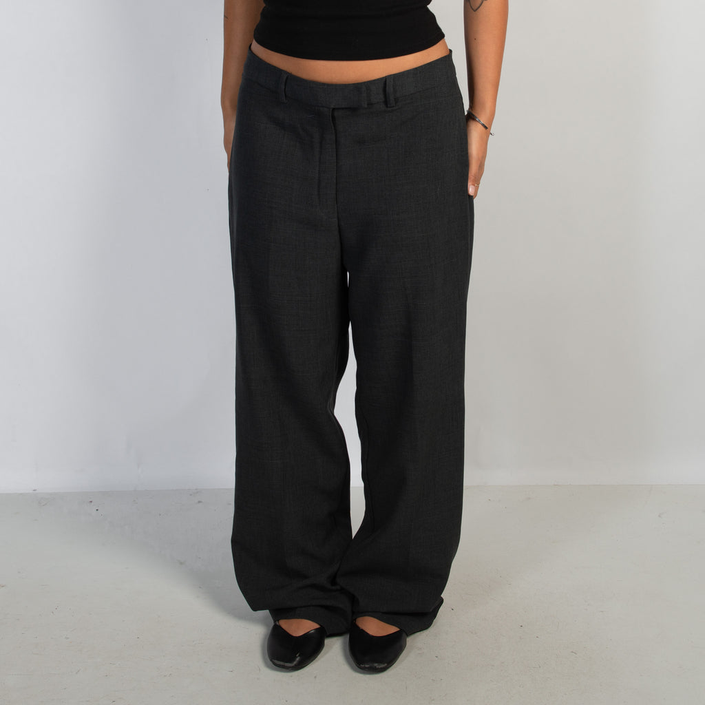 NAVY STRAIGHT LEG PANTS