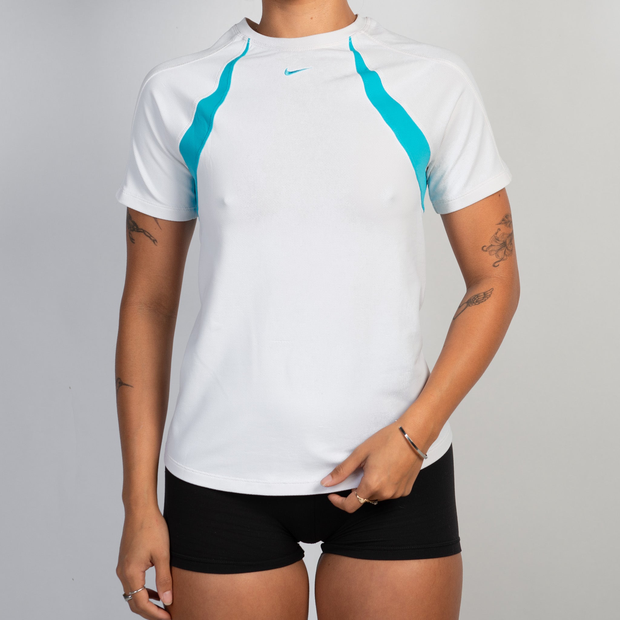 WHITE ACTIVE TEE