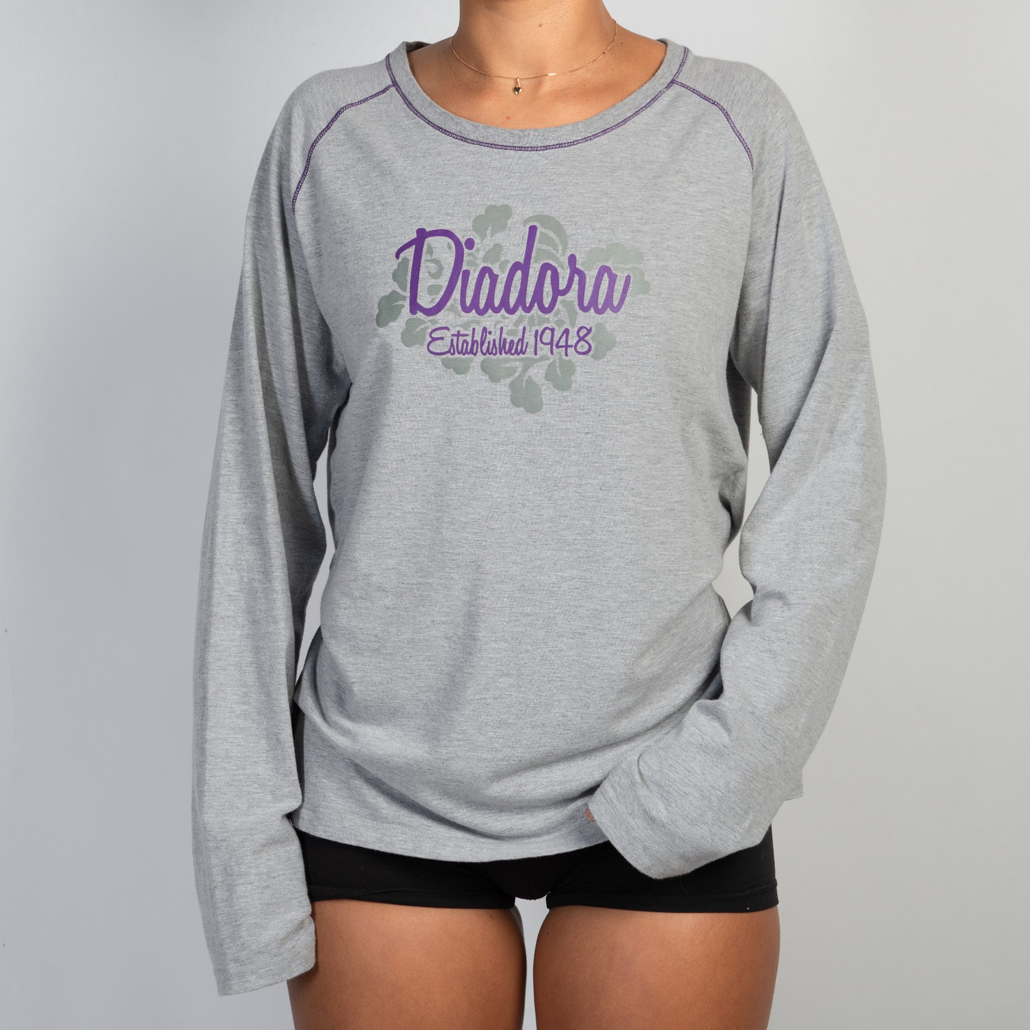 GREY LONG SLEEVE TOP
