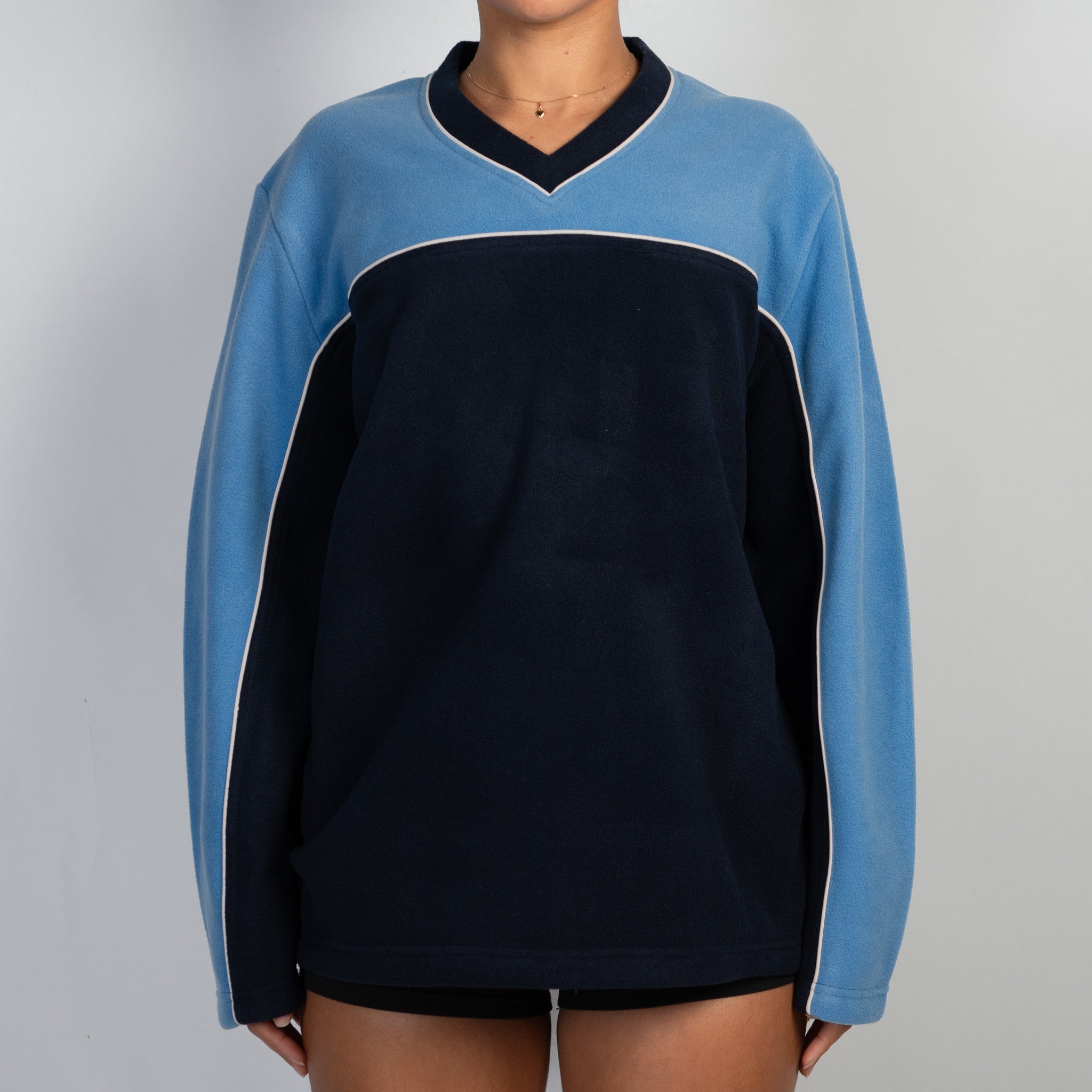 BLUE FLEECE SWEATER