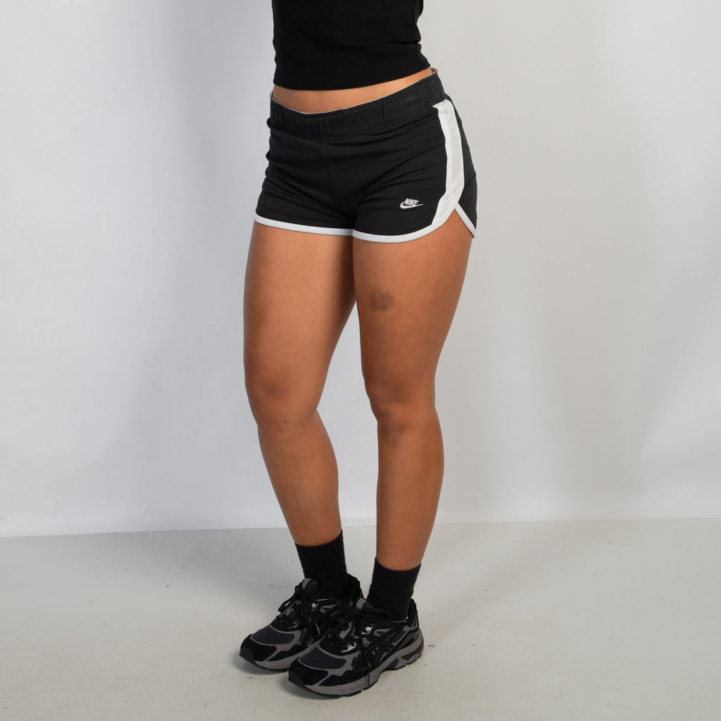 BLACK LOUNGE SHORTS