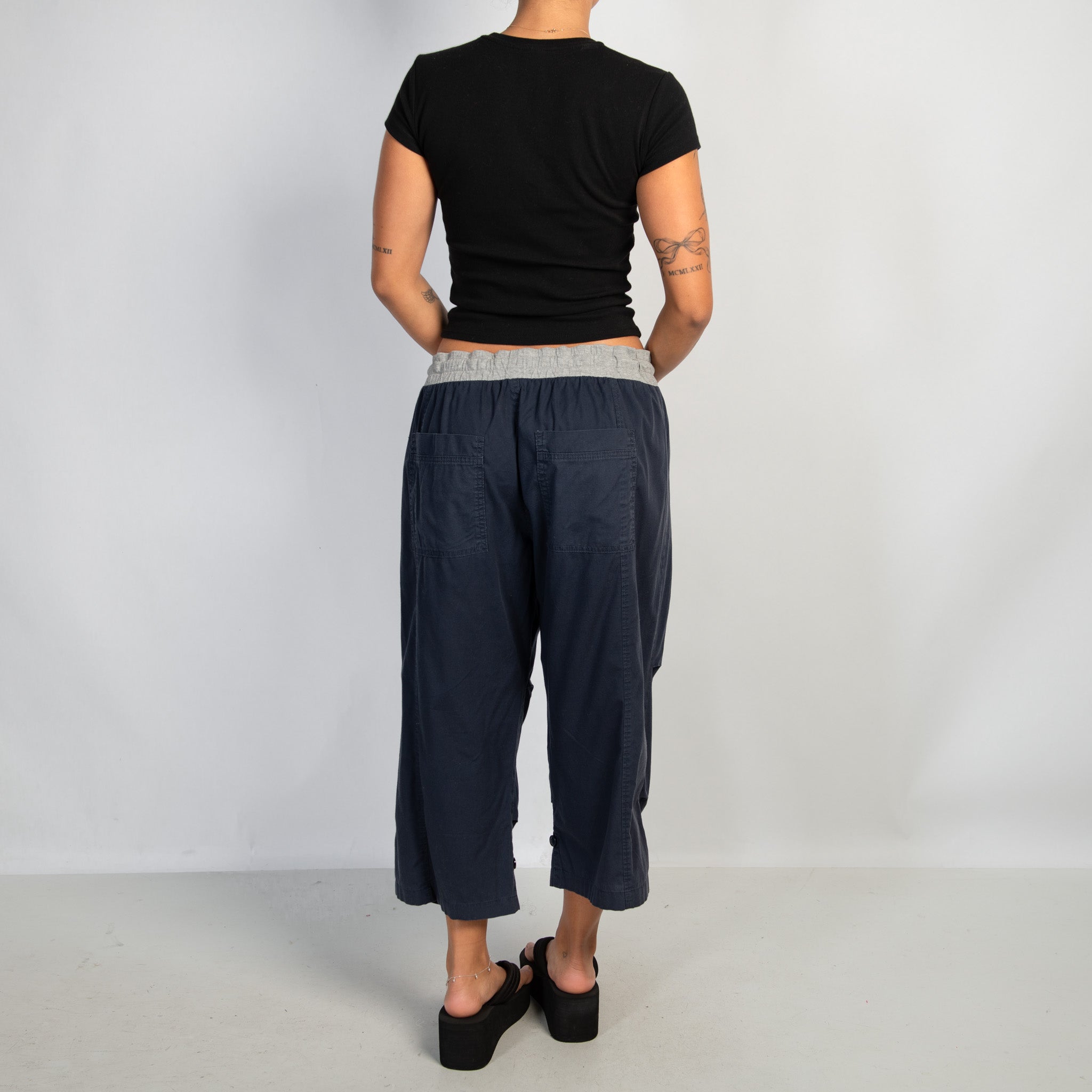 NAVY CROP CARGO PANTS