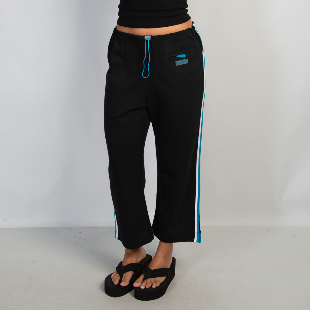 BLACK CROP LOUNGE PANTS