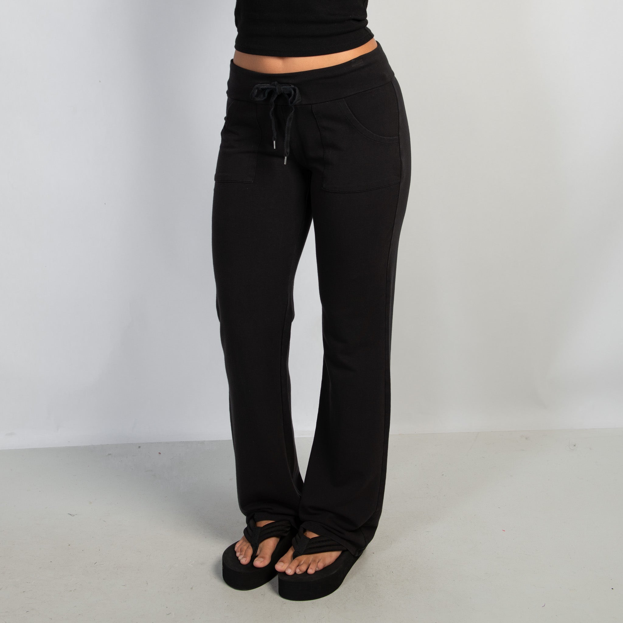 BLACK DRAWSTRING LOUNGE PANTS