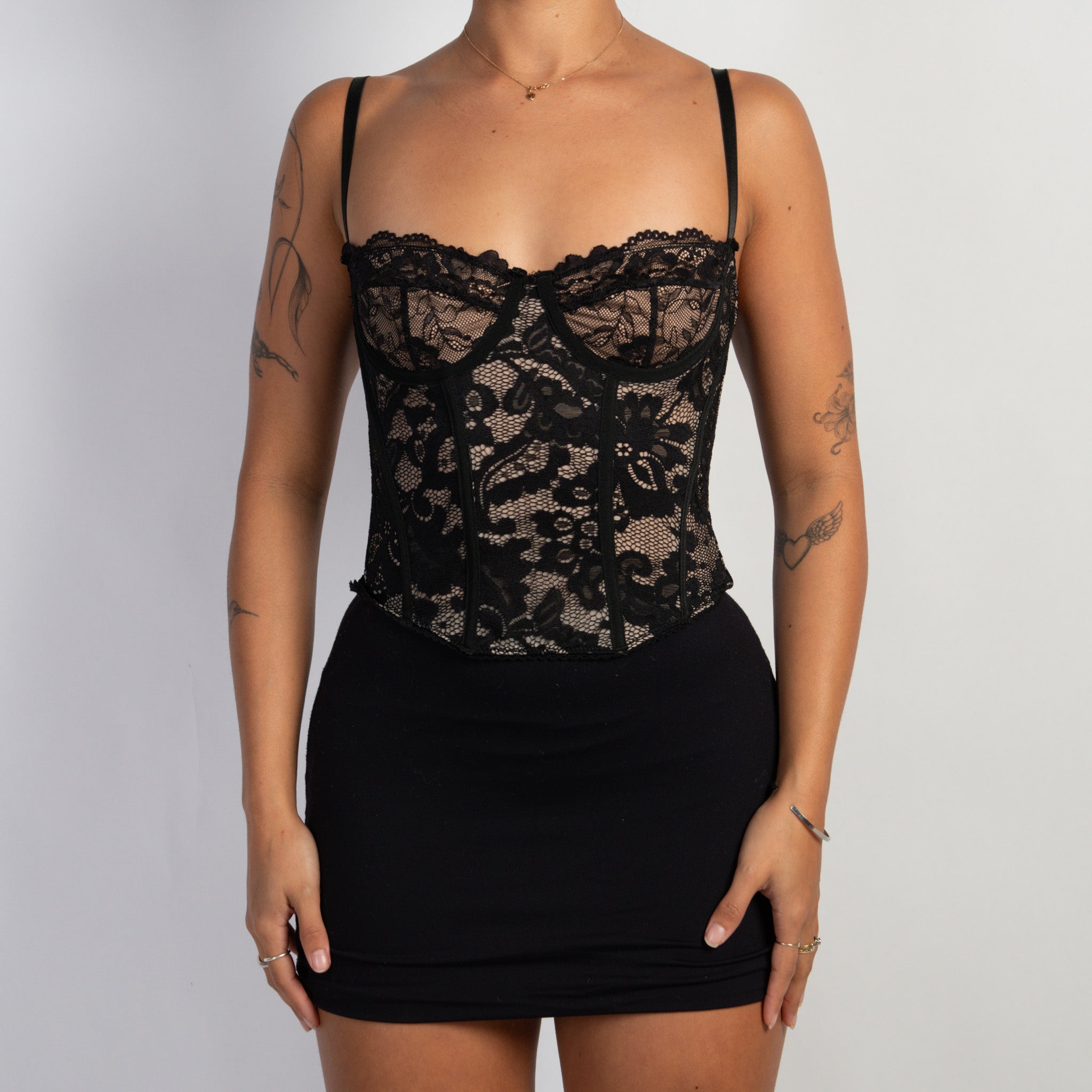 BLACK LACE BUSTIER