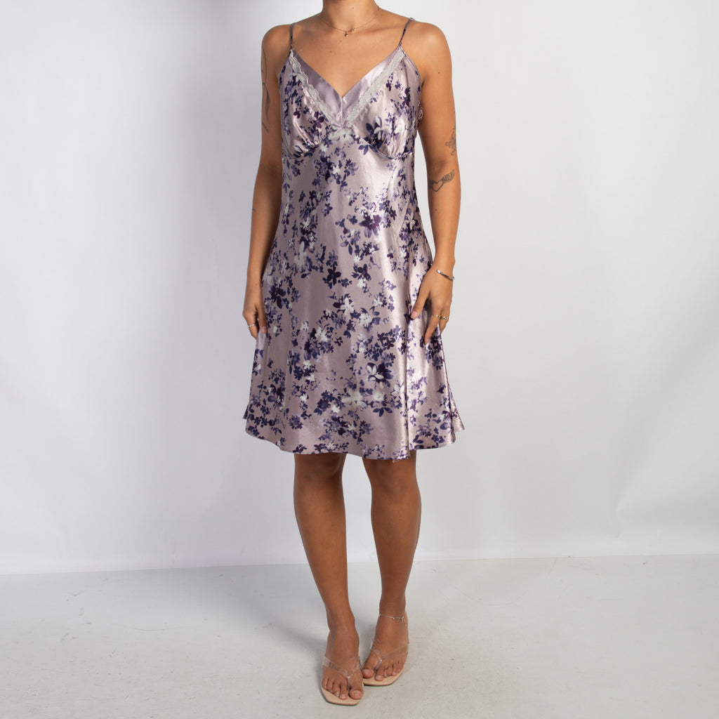 SATIN PATTERN CHEMISE