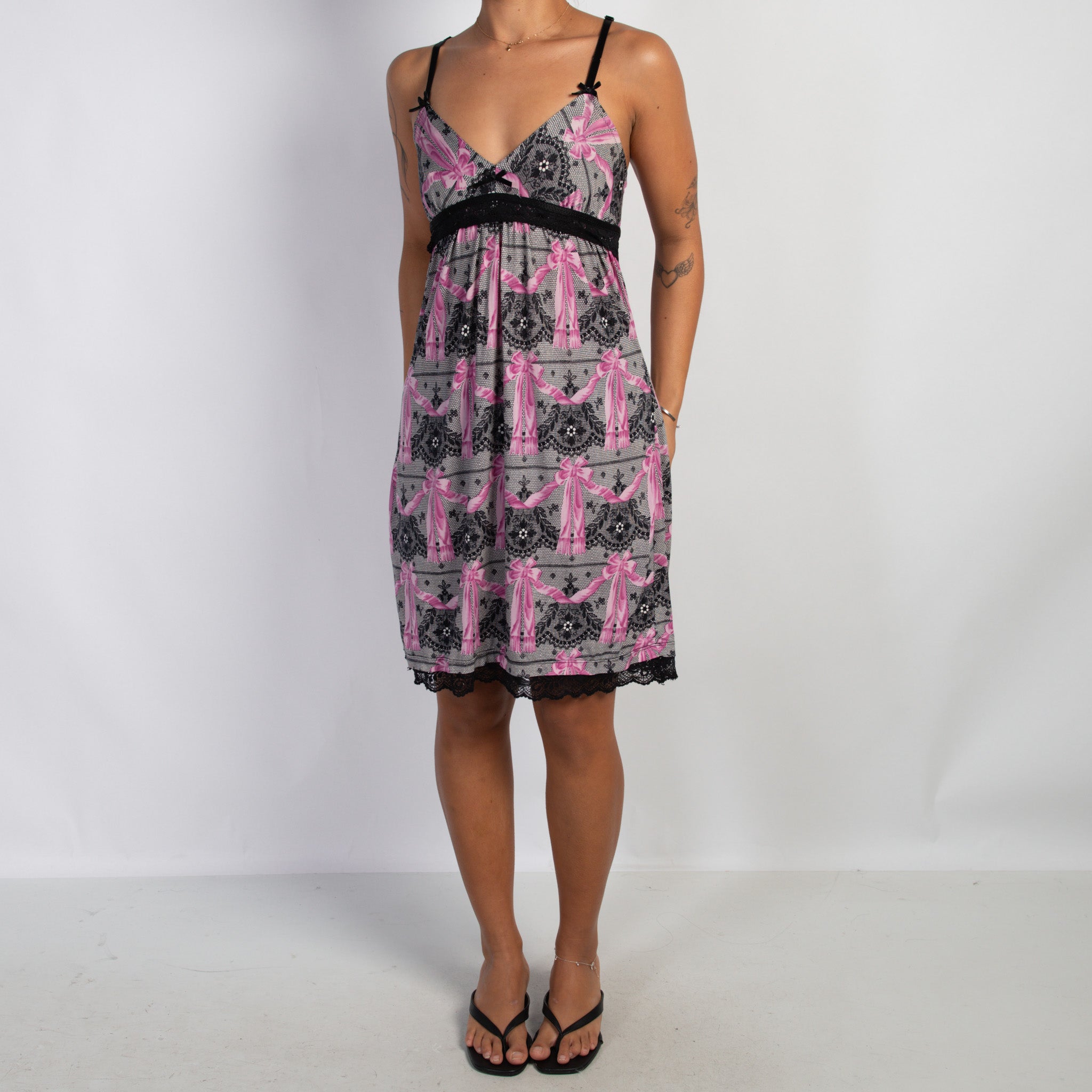 SLINKY PATTERN CHEMISE