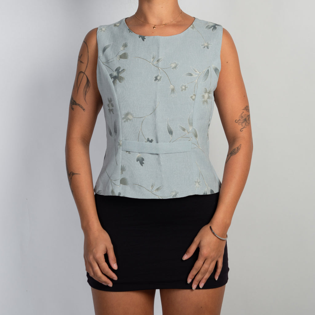 BLUE FLORAL SLEEVELESS TOP