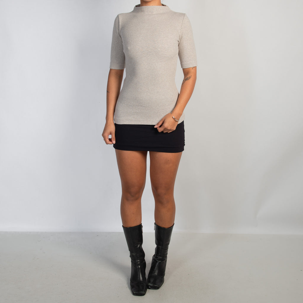 BEIGE RIB 1/2 SLEEVE TOP