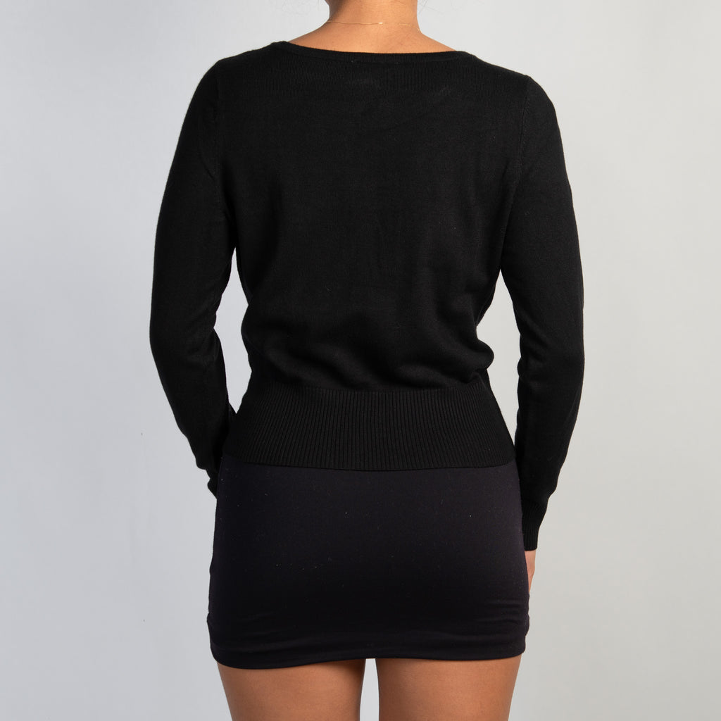 CLASSIC BLACK CARDIGAN