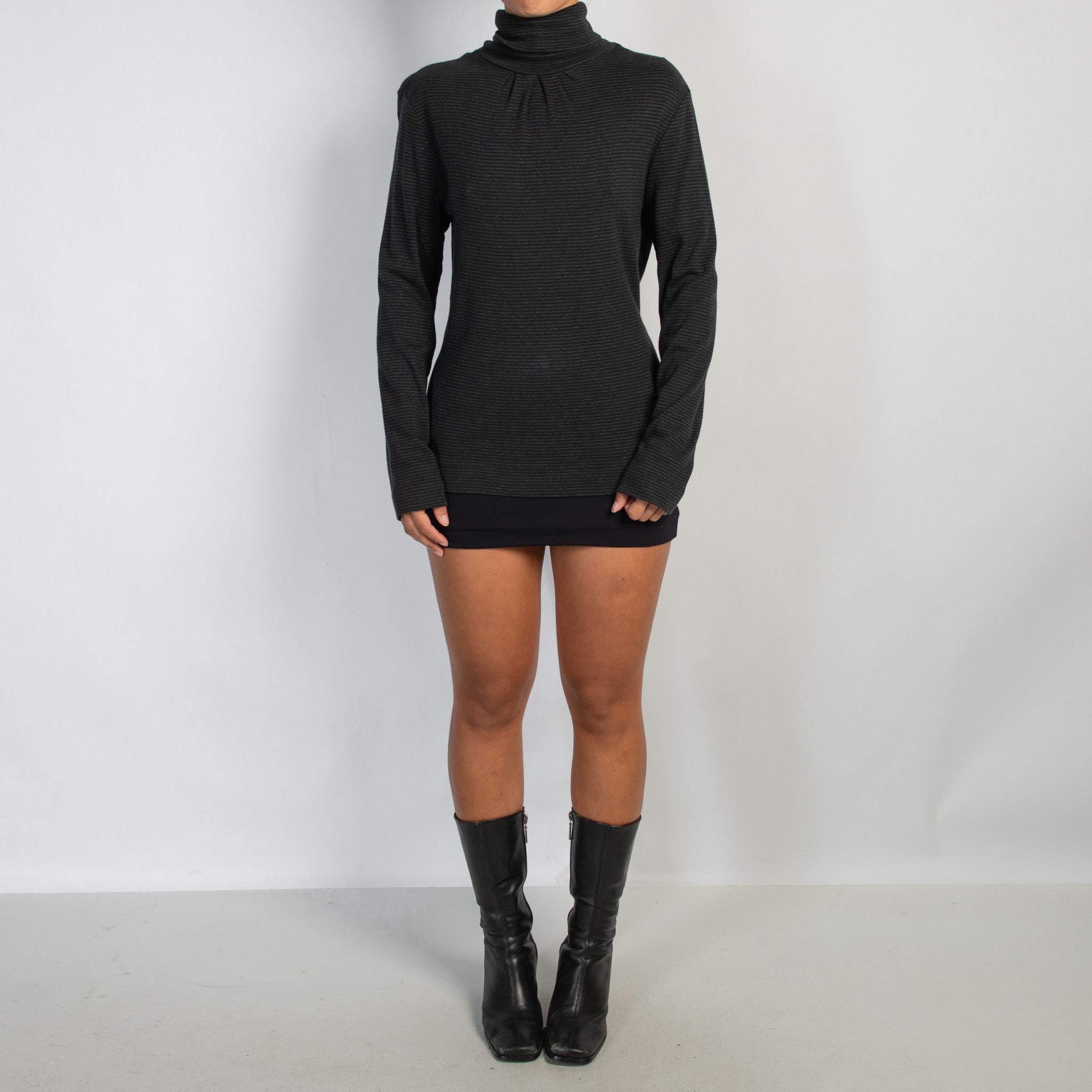 STRIPE LONG SLEEVE TOP