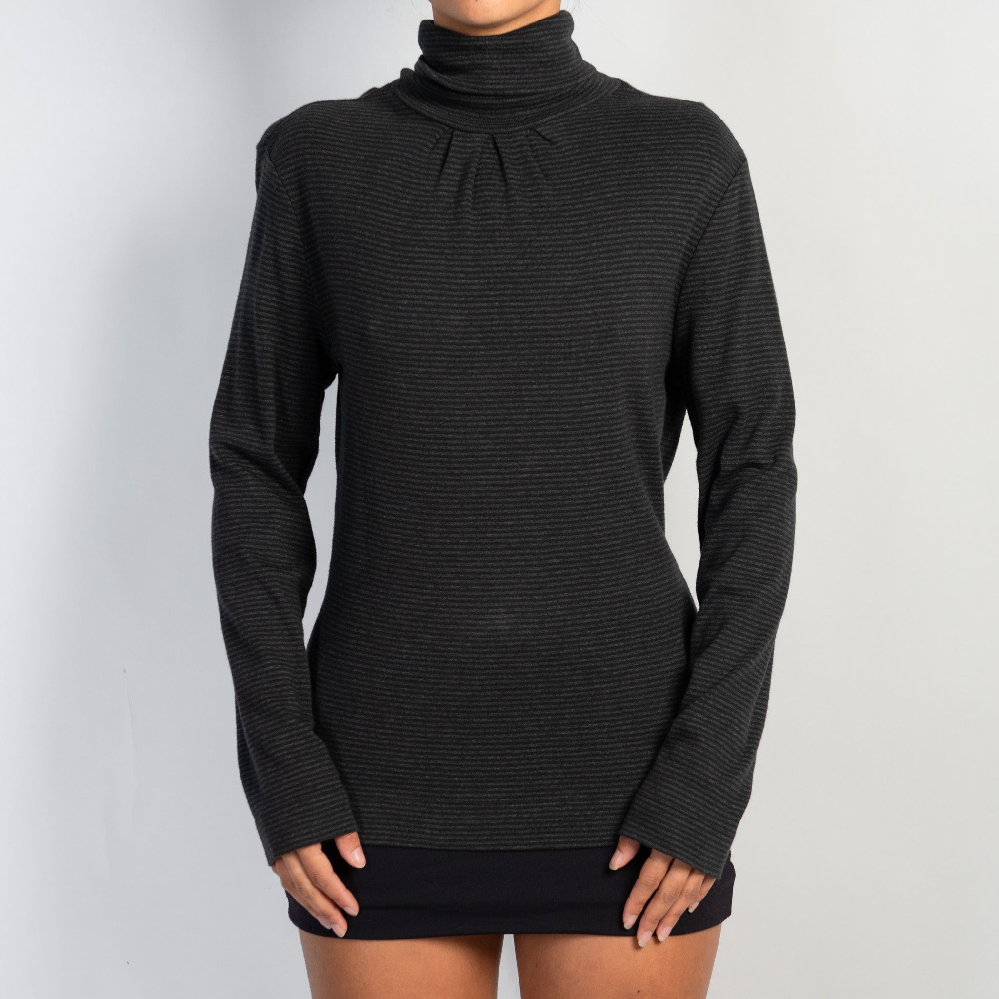 STRIPE LONG SLEEVE TOP