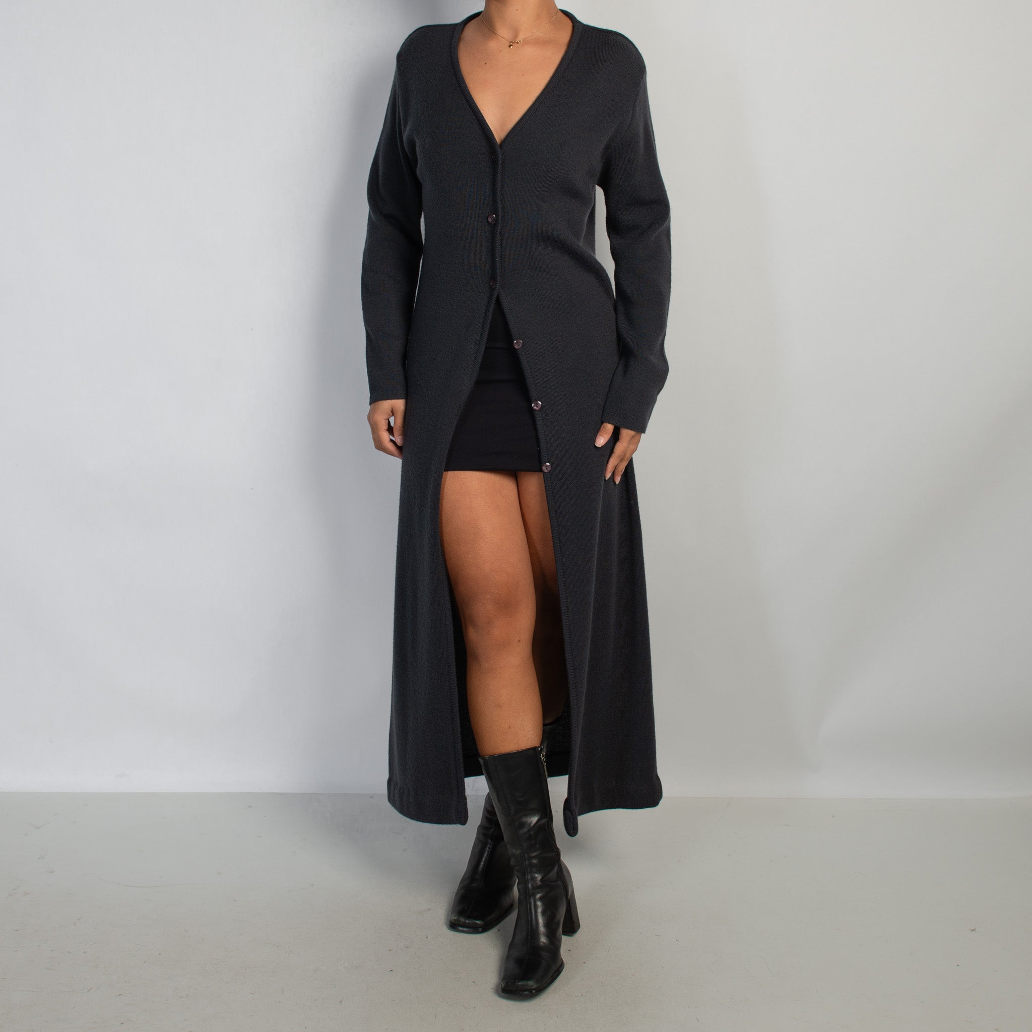 NAVY LONGLINE KNIT CARDIGAN