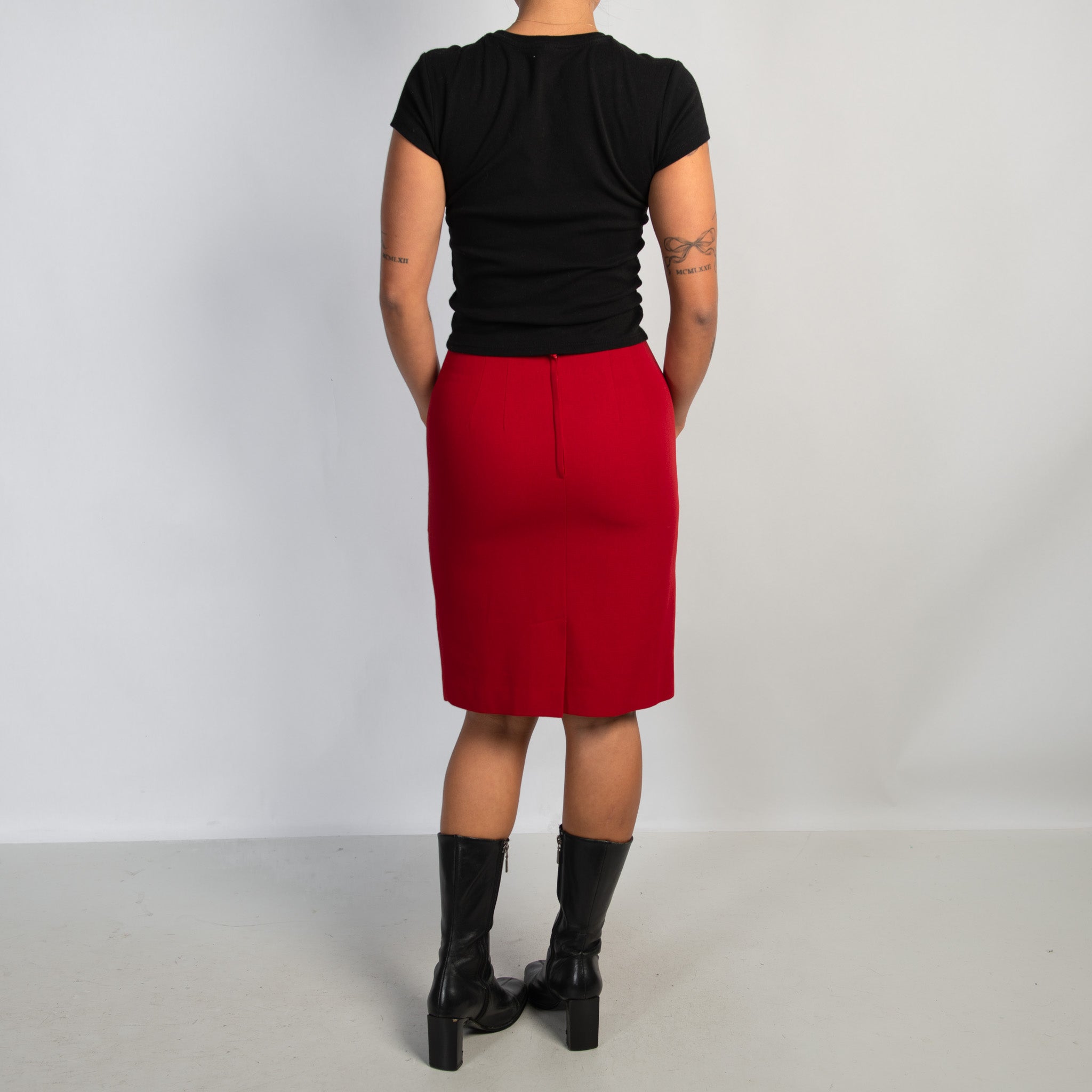 RED MIDI SKIRT
