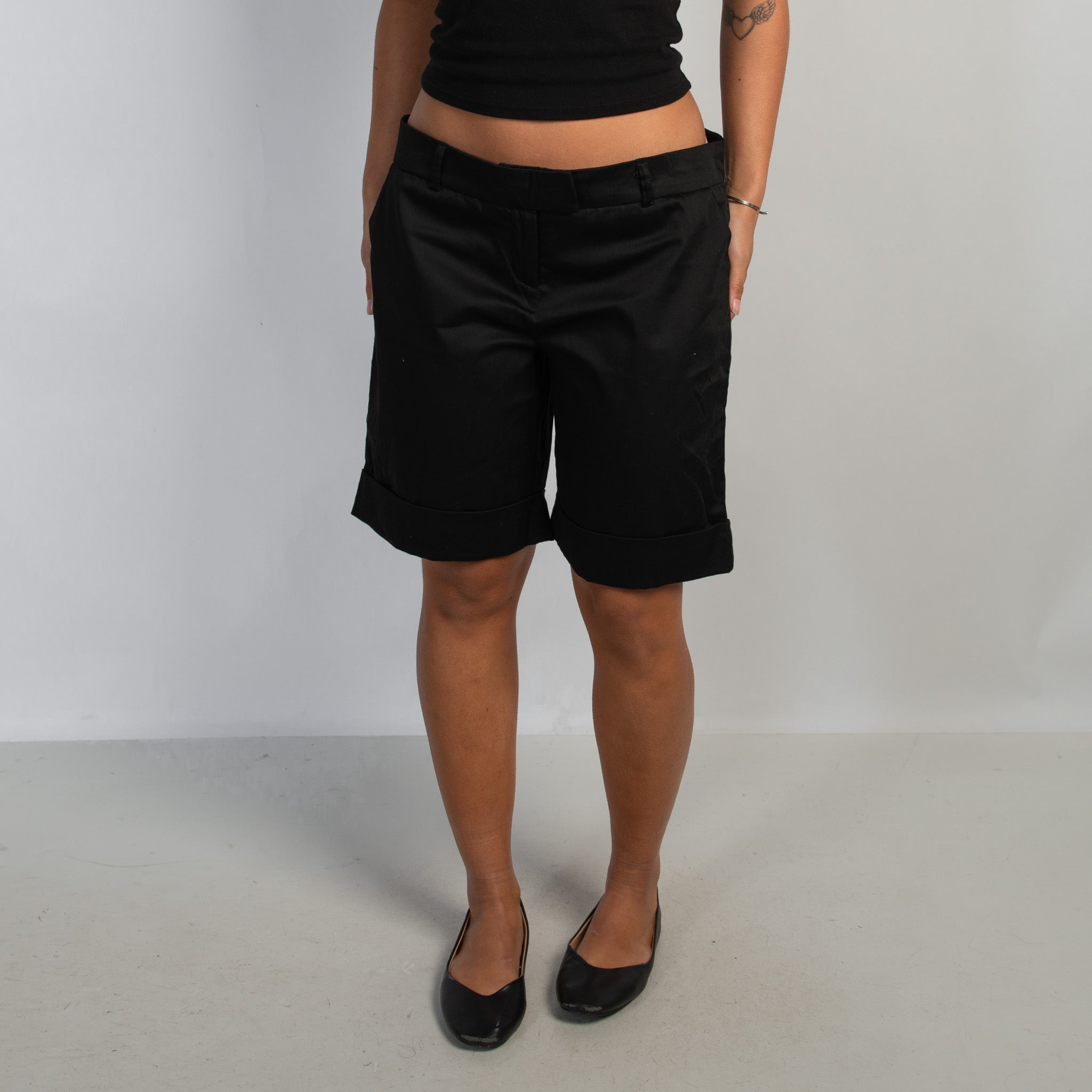 TAILORED LONGLINE SHORTS