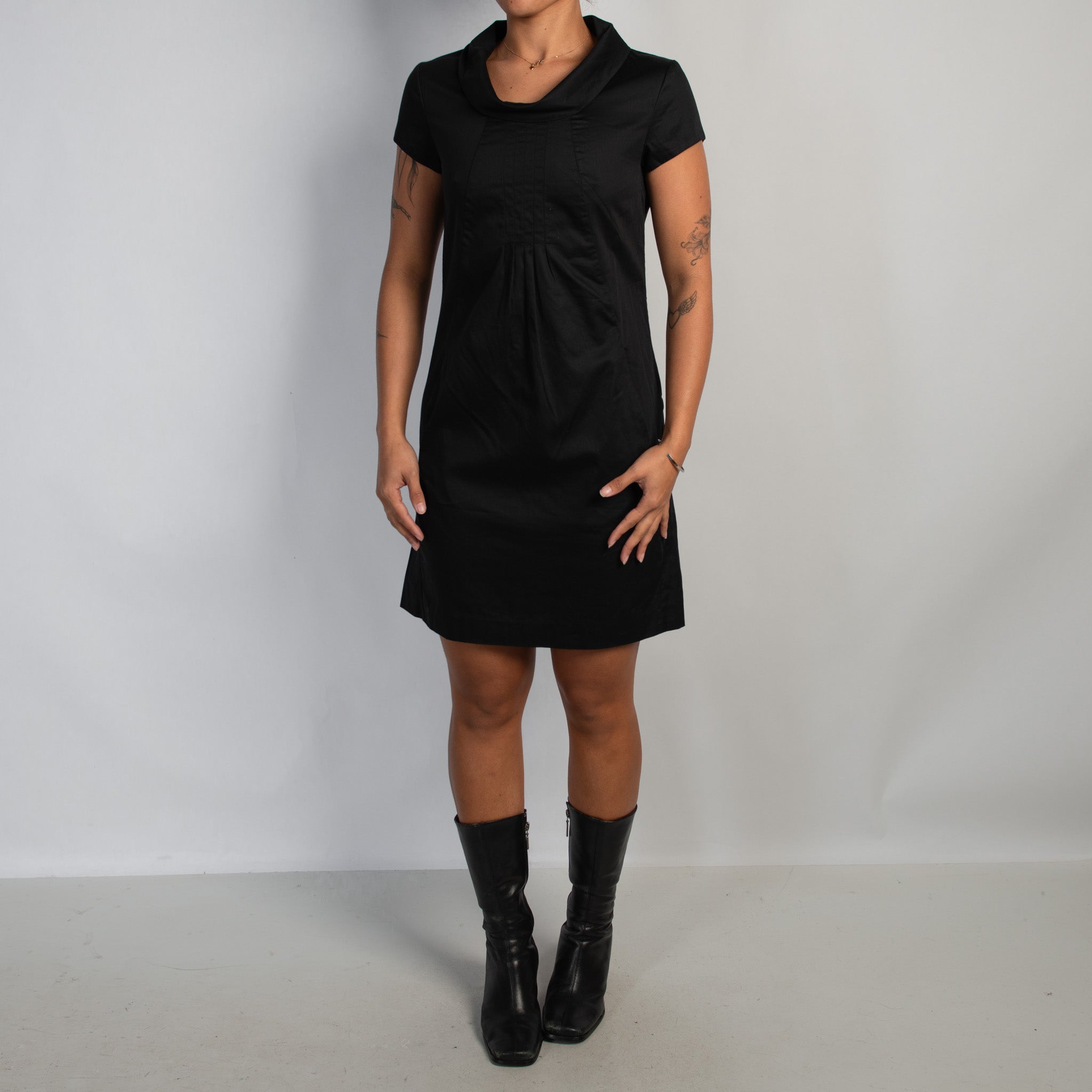 BLACK MICRO PLEAT MIDI DRESS