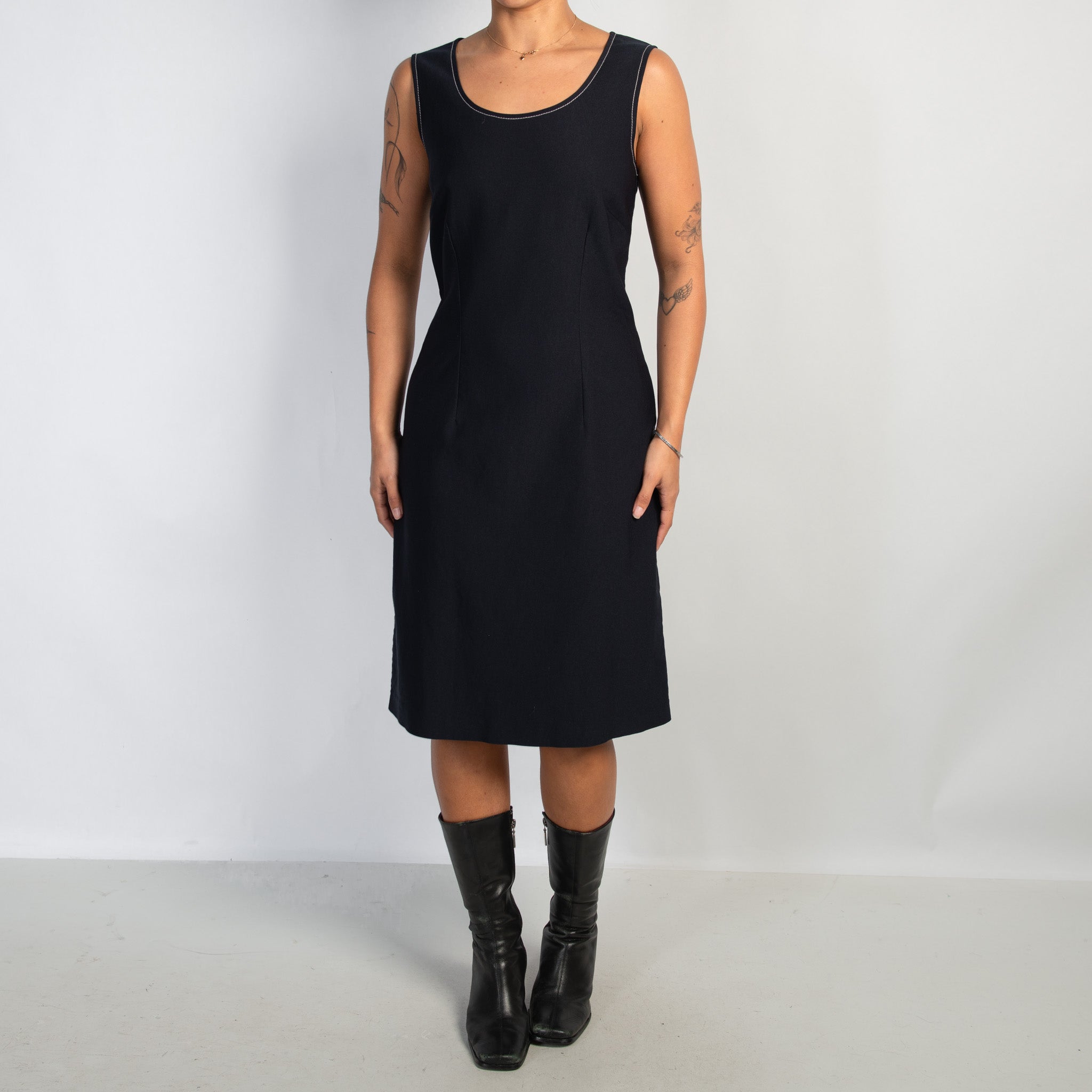 NAVY CONTRAST STITCH DRESS