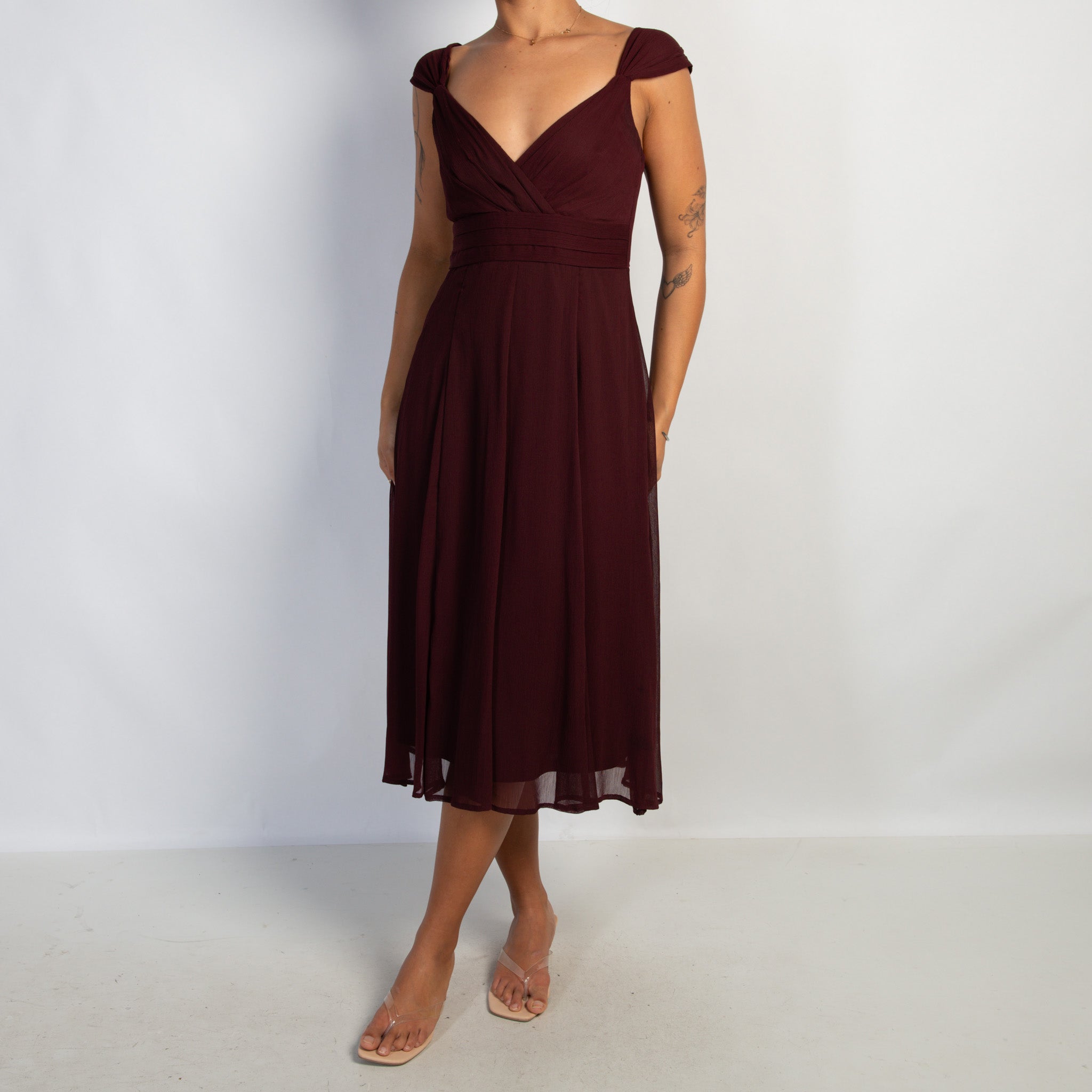 MAROON CHIFFON MIDI DRESS