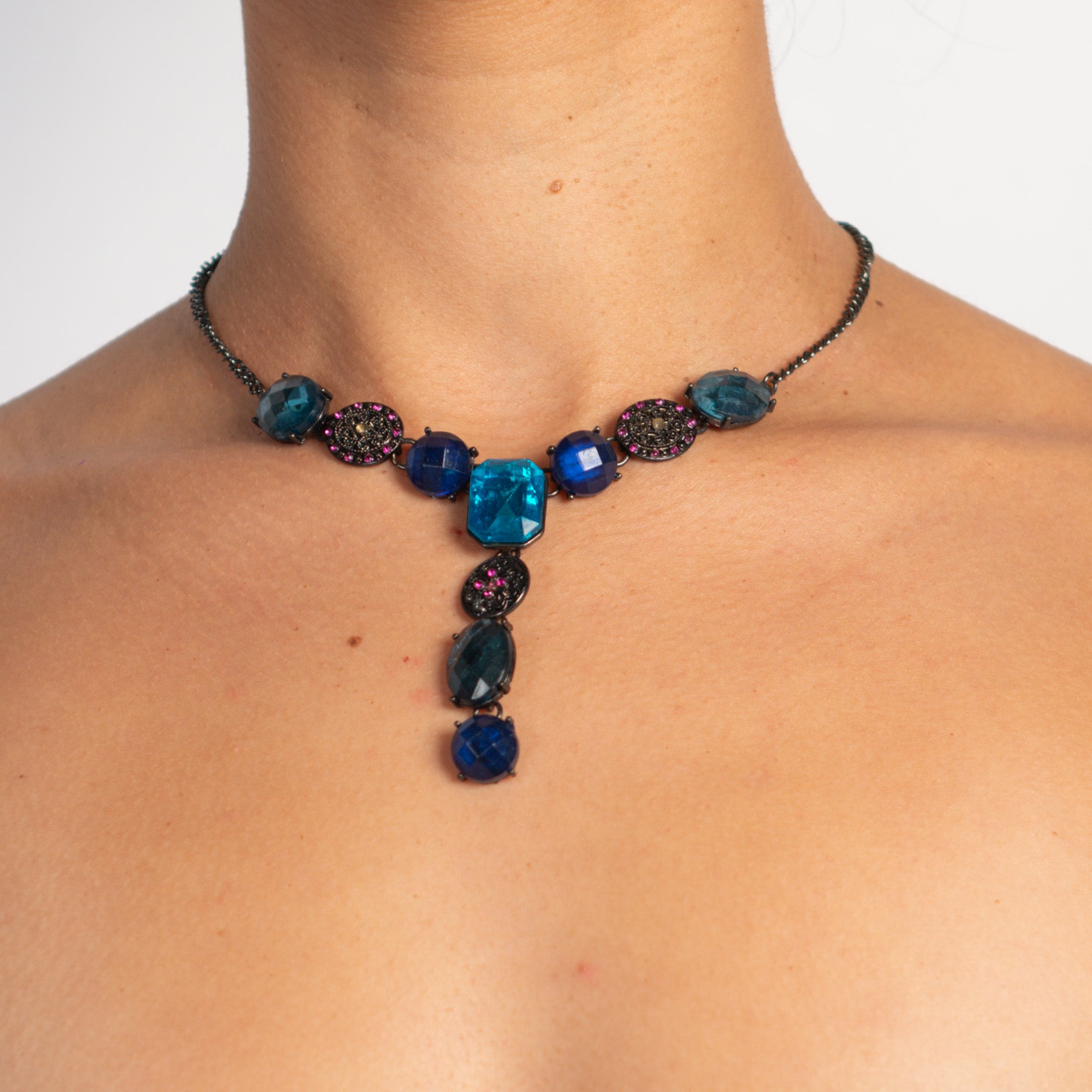 JEWEL DROP NECKLACE