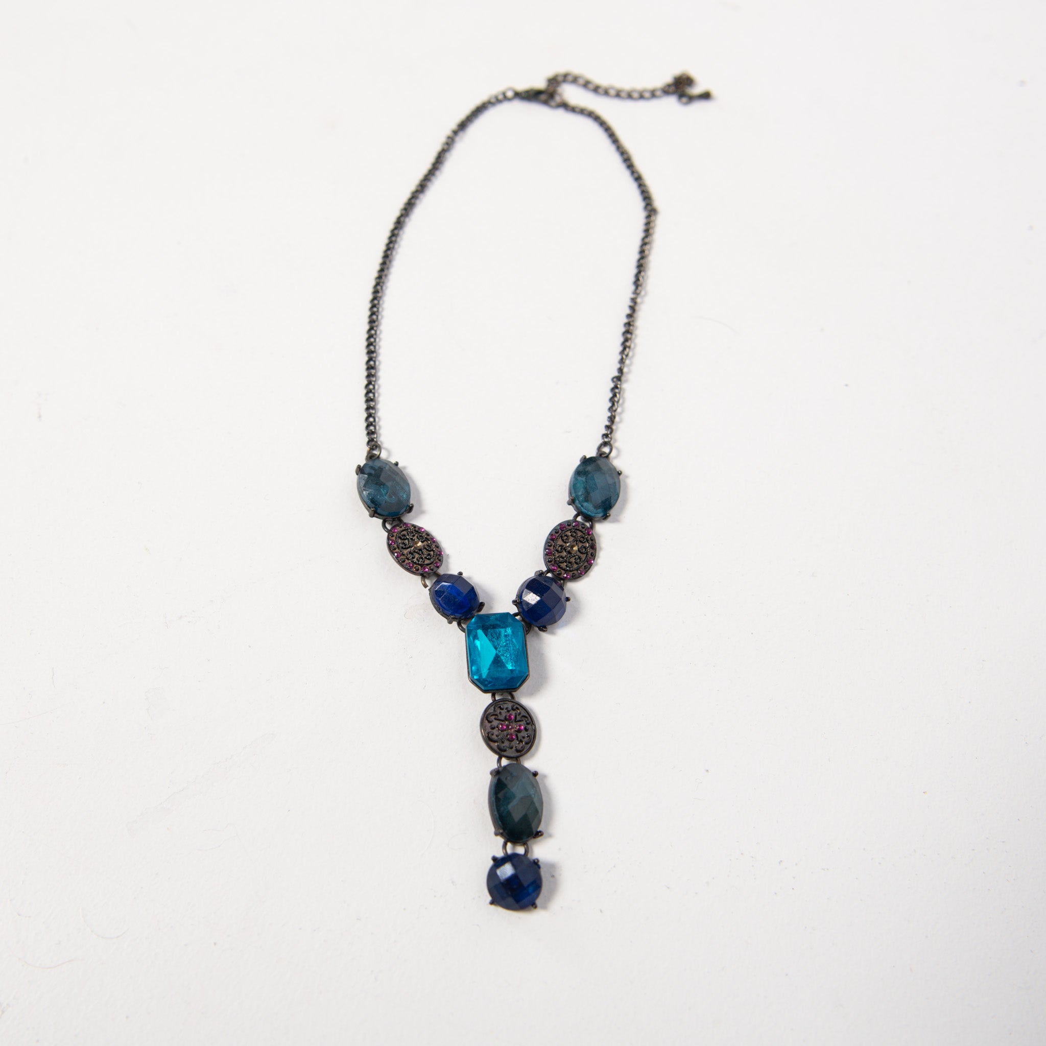 JEWEL DROP NECKLACE