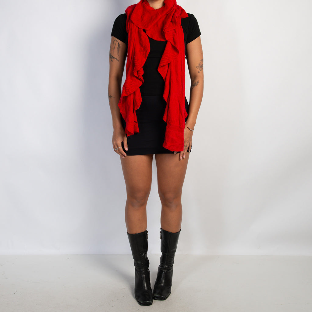 RED RUFFLE SCARF