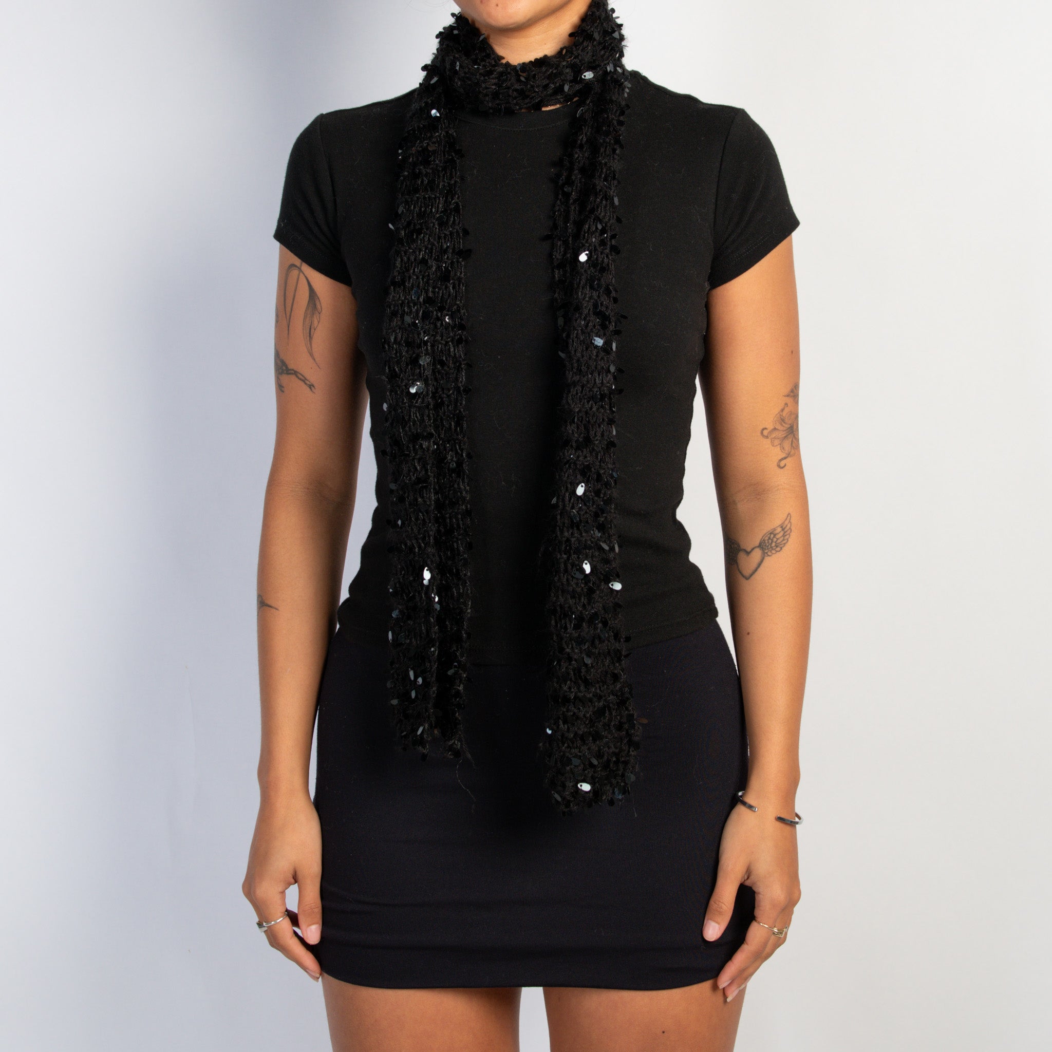 BLACK SEQUIN SCARF