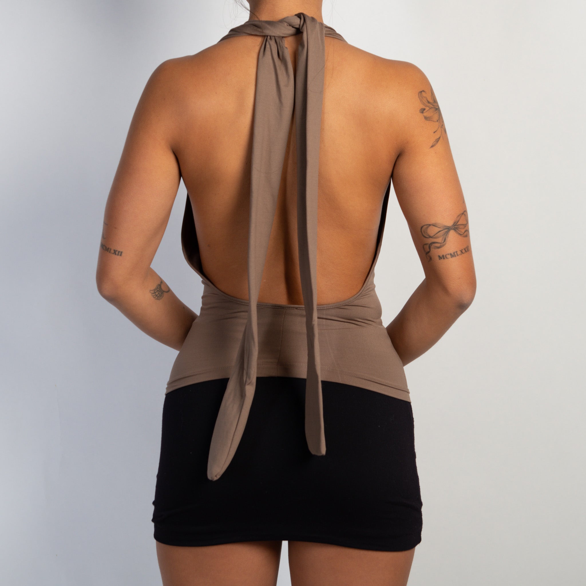 TAUPE HALTER PLUNGE TOP
