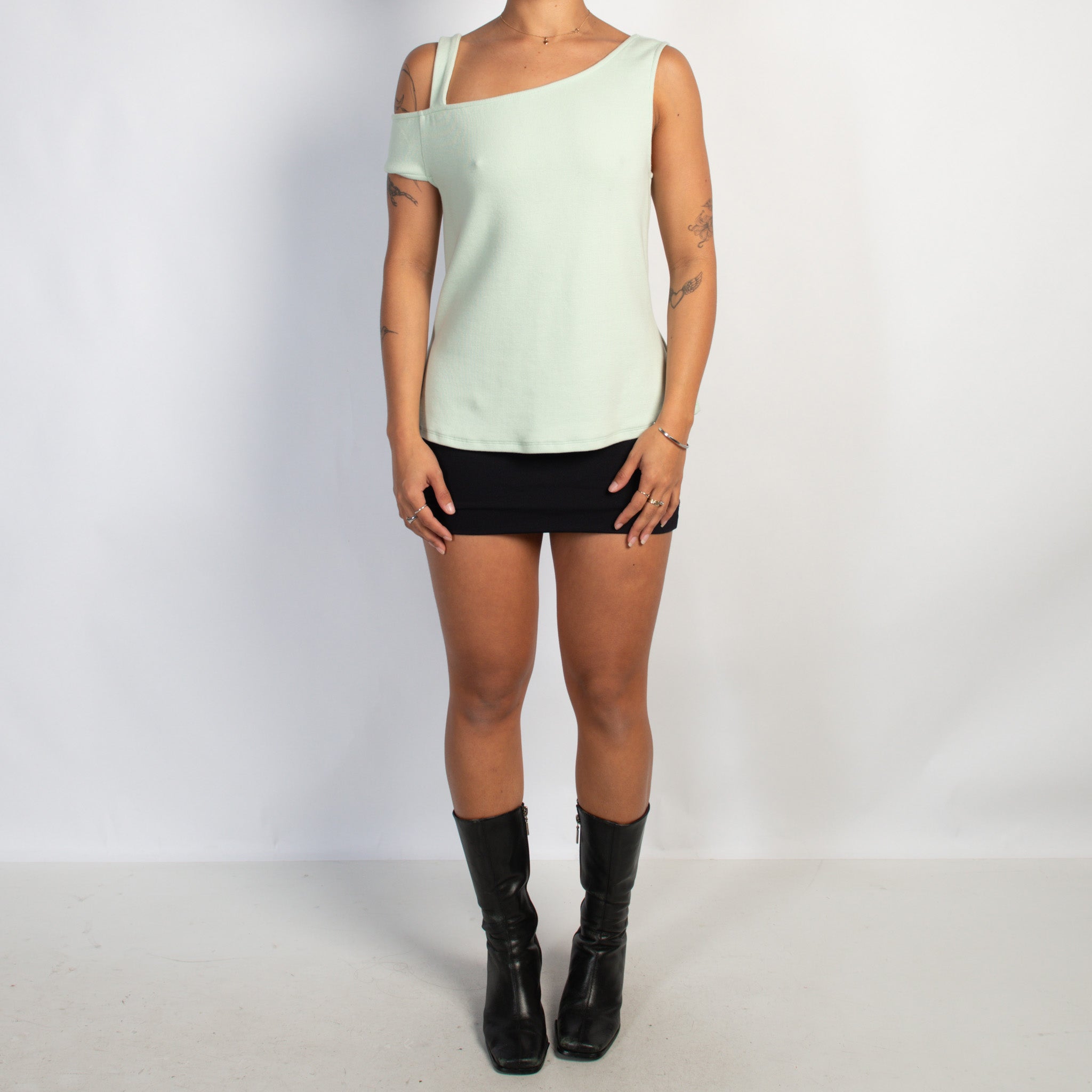 PALE GREEN RIB TOP