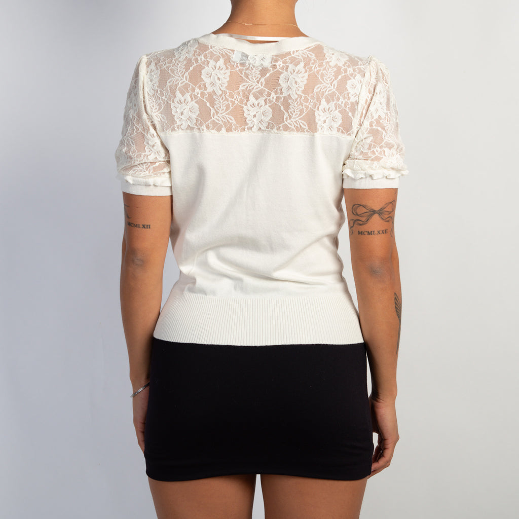 IVORY LACE KNIT TOP