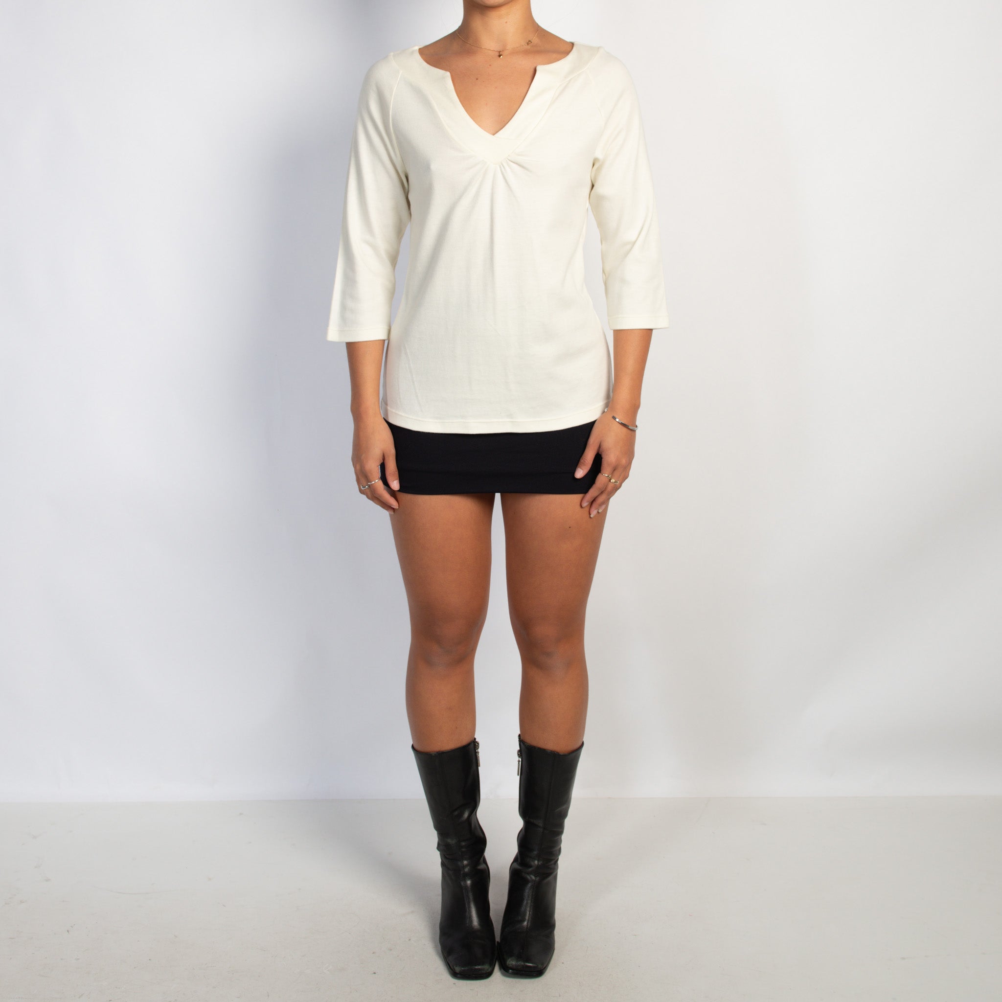 CREAM 3/4 SLEEVE TOP