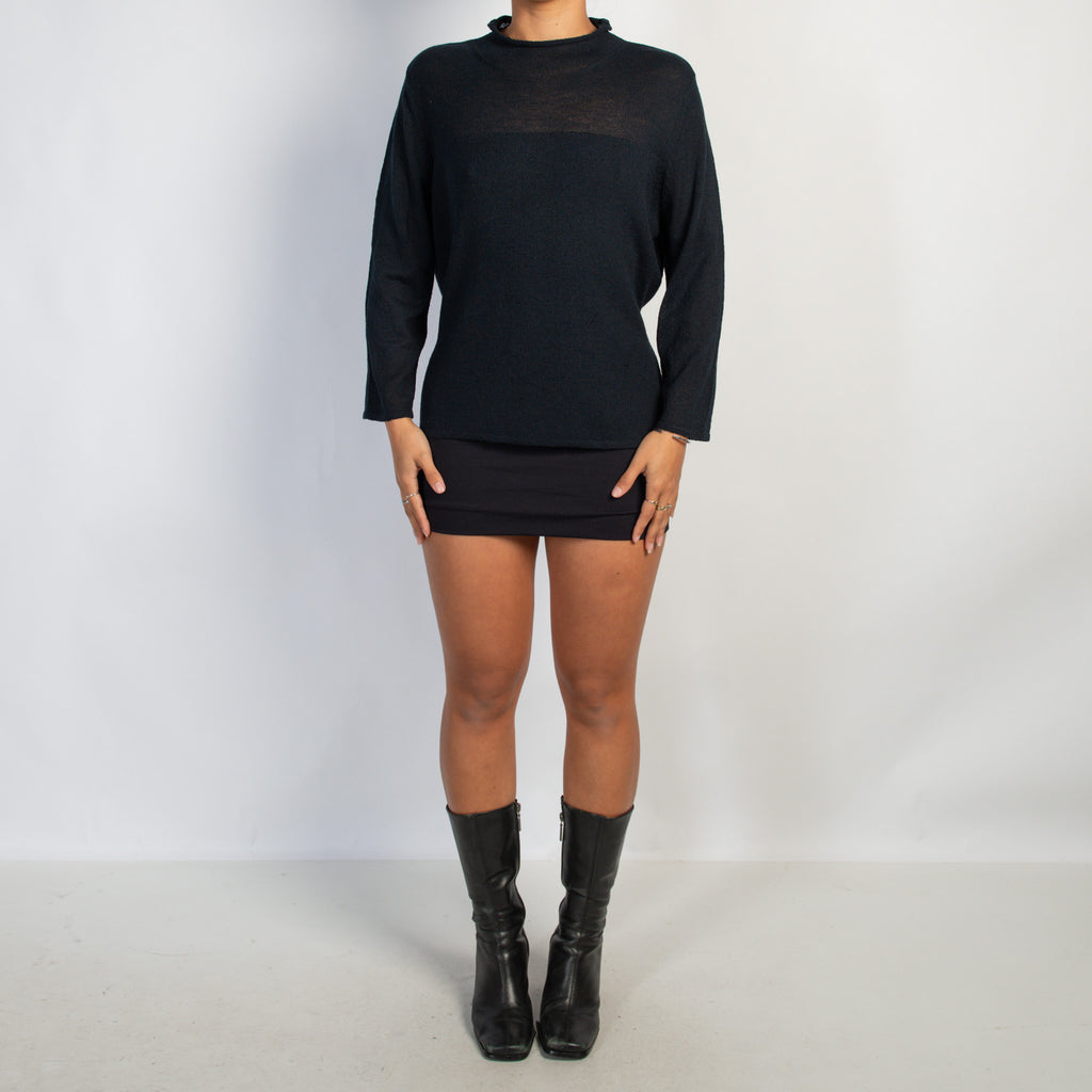 BLACK KNIT MOCKNECK TOP