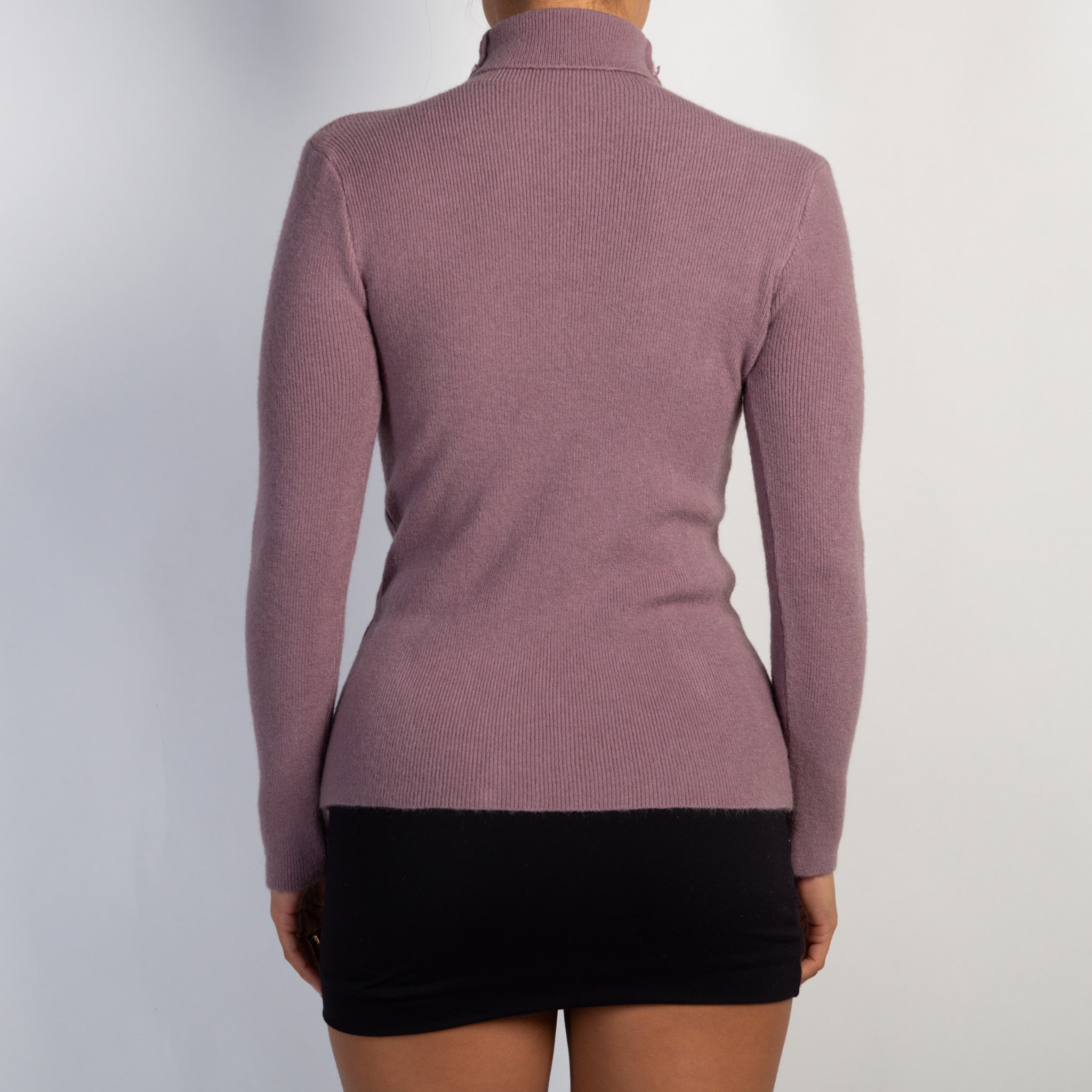 PURPLE TURTLENECK KNIT TOP