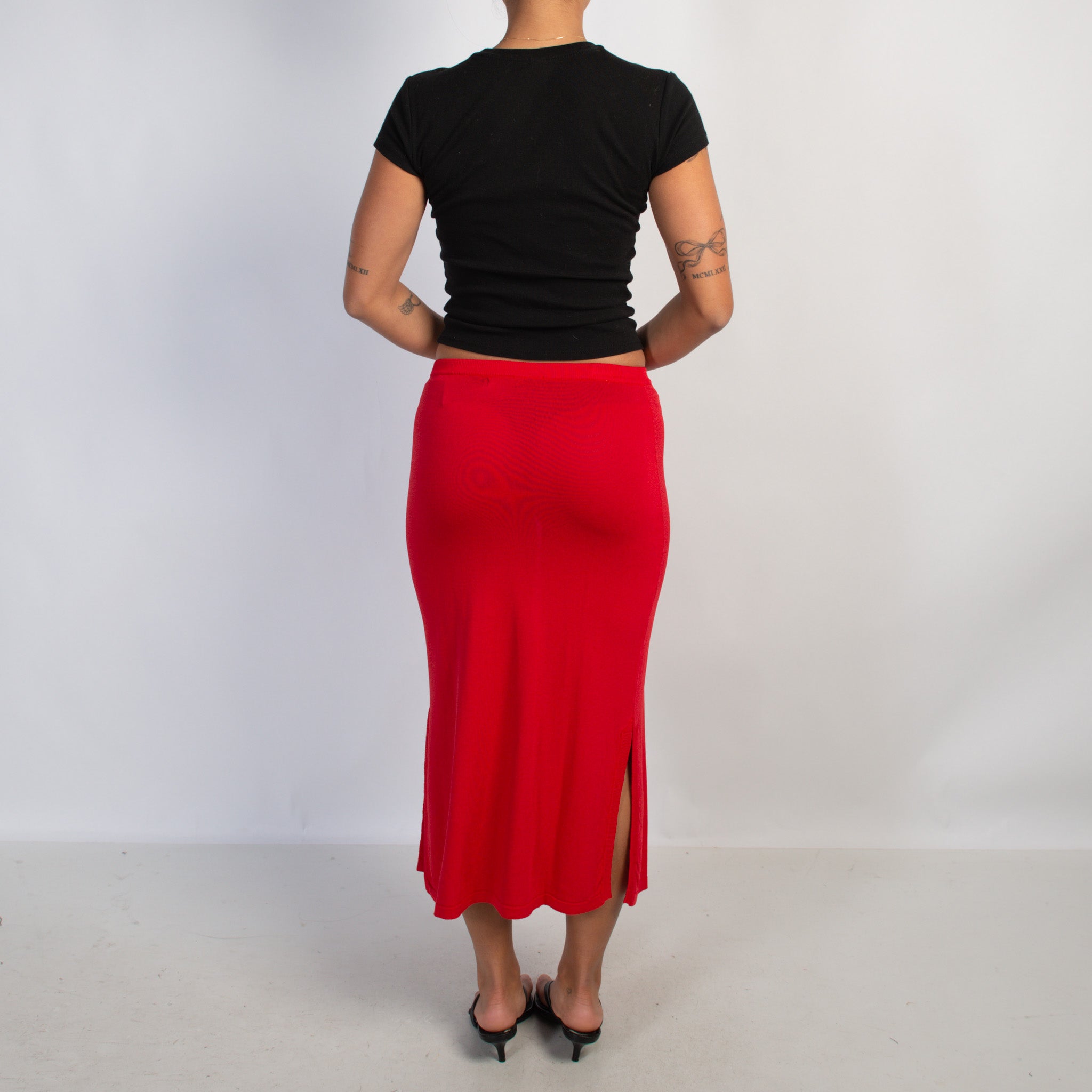 RED SHEER KNIT SKIRT