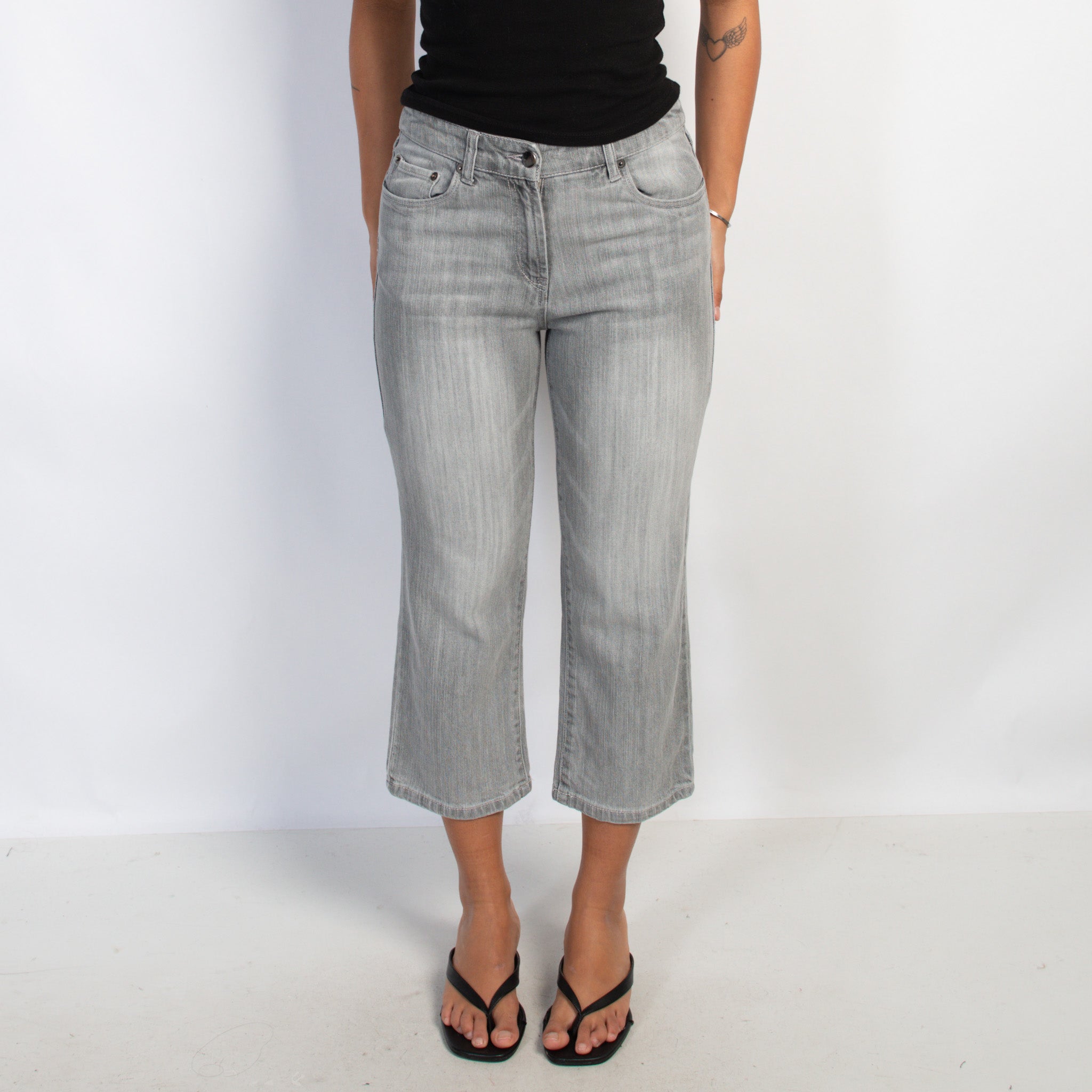 GREY CAPRI JEANS