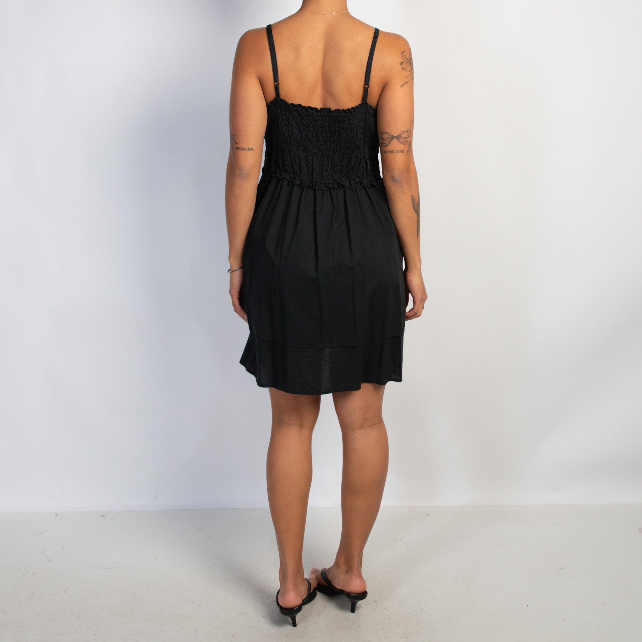 FLORAL EMBROIDERED DRESS