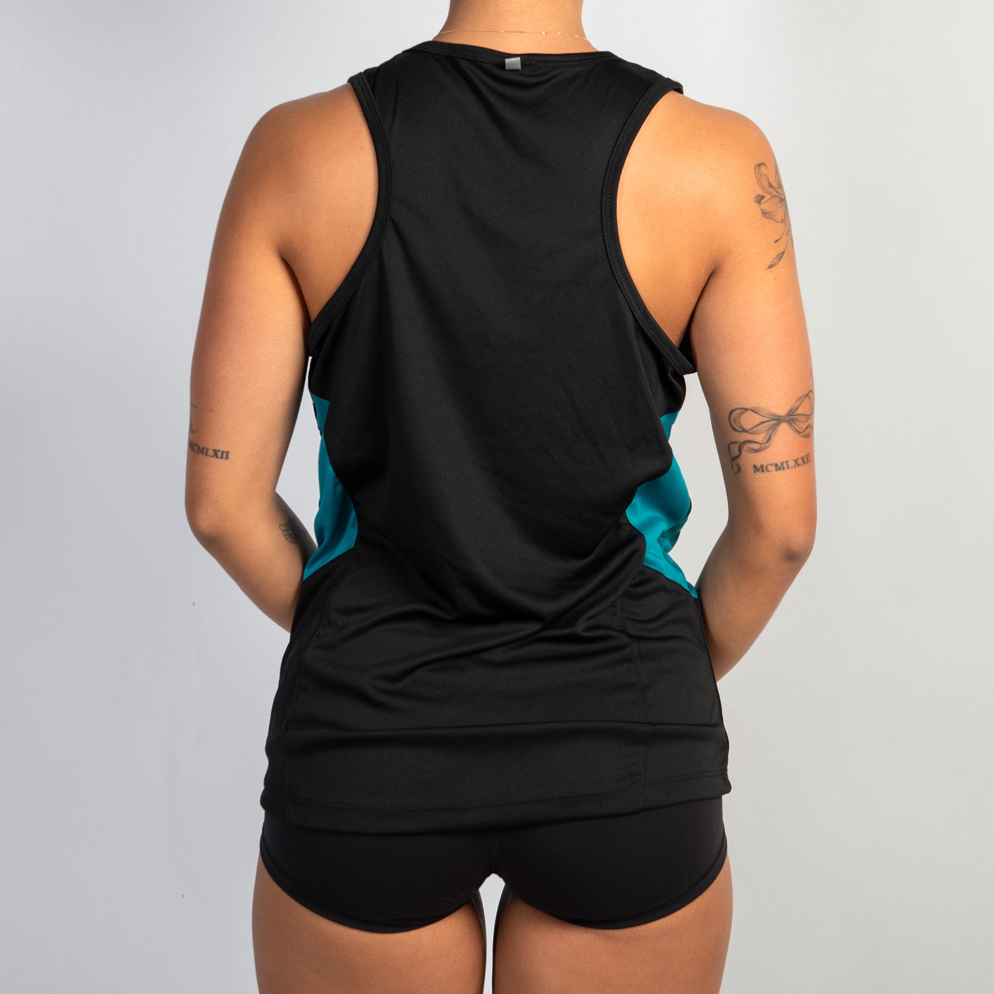BLACK ACTIVE TANK TOP