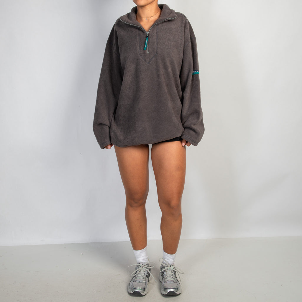 FLEECE QUARTER ZIP SWEATER