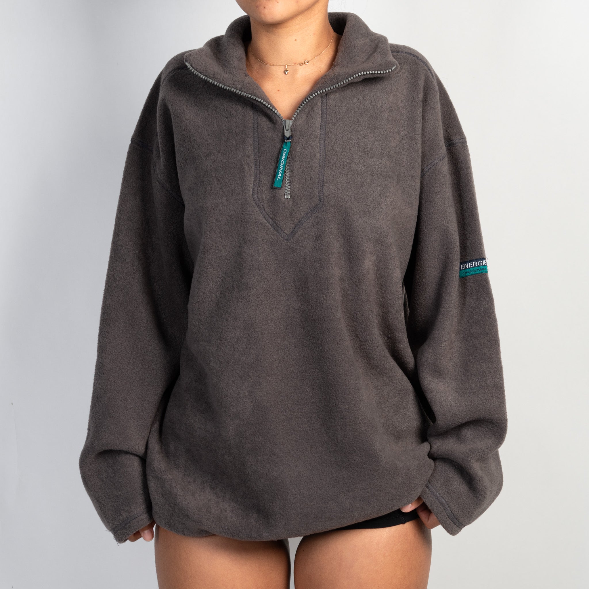 FLEECE QUARTER ZIP SWEATER