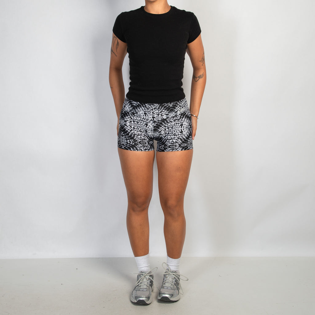 B&W TIE DYE BIKE SHORTS
