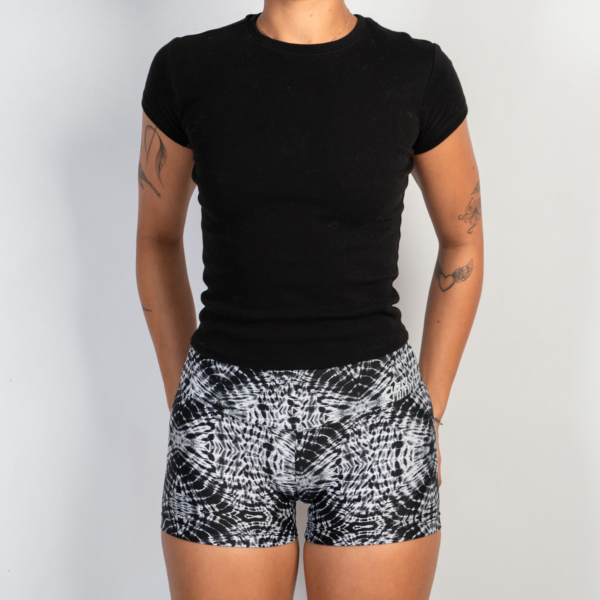 B&W TIE DYE BIKE SHORTS