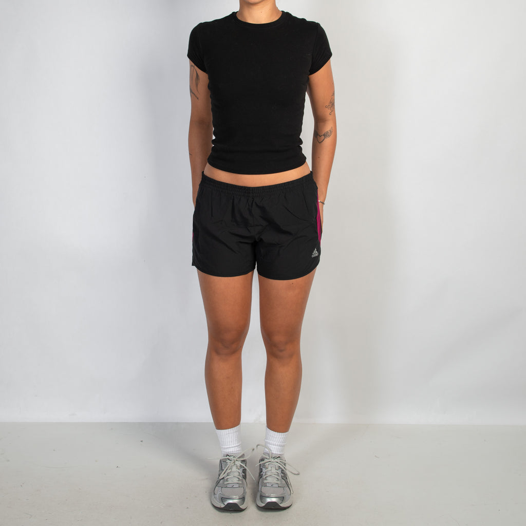 PINK ACCENT ACTIVE SHORTS