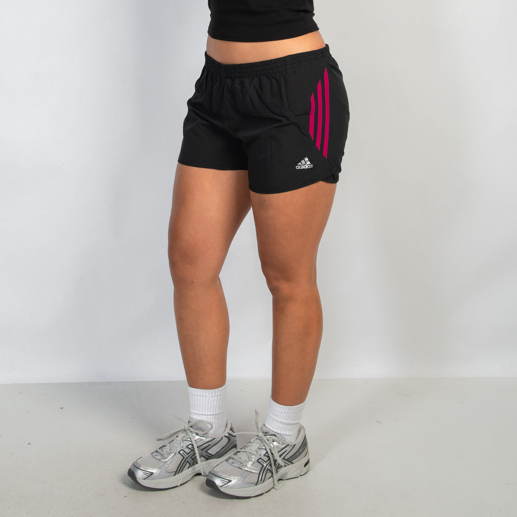 PINK ACCENT ACTIVE SHORTS