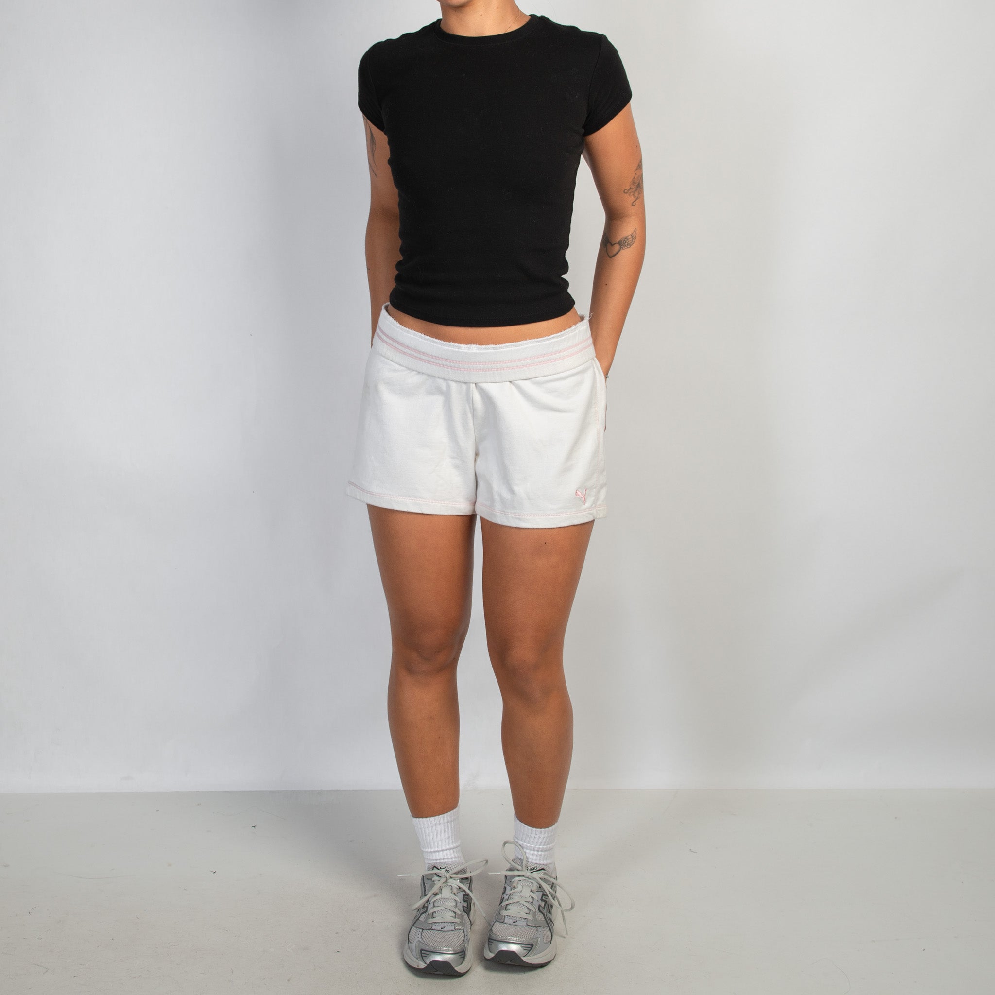 WHITE LOUNGE SHORTS