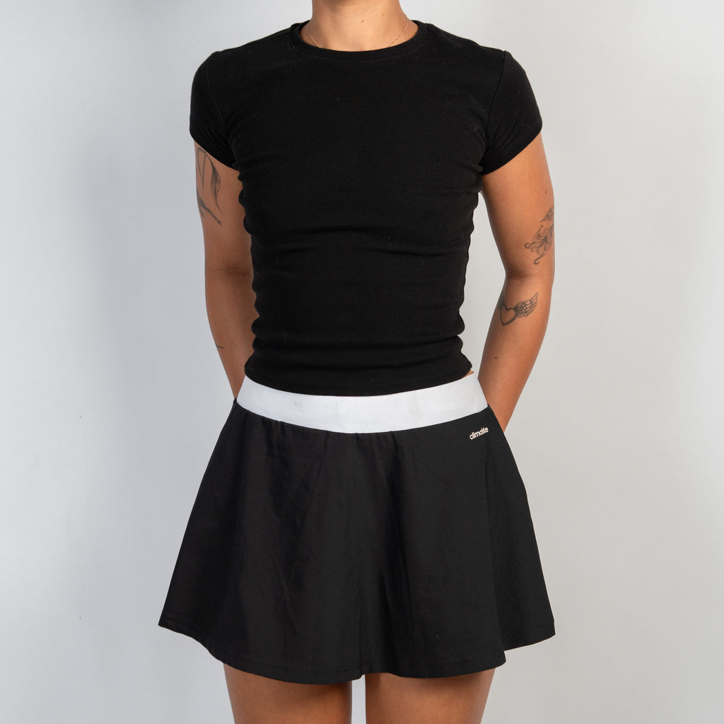 B&W HIGH RISE SKORT