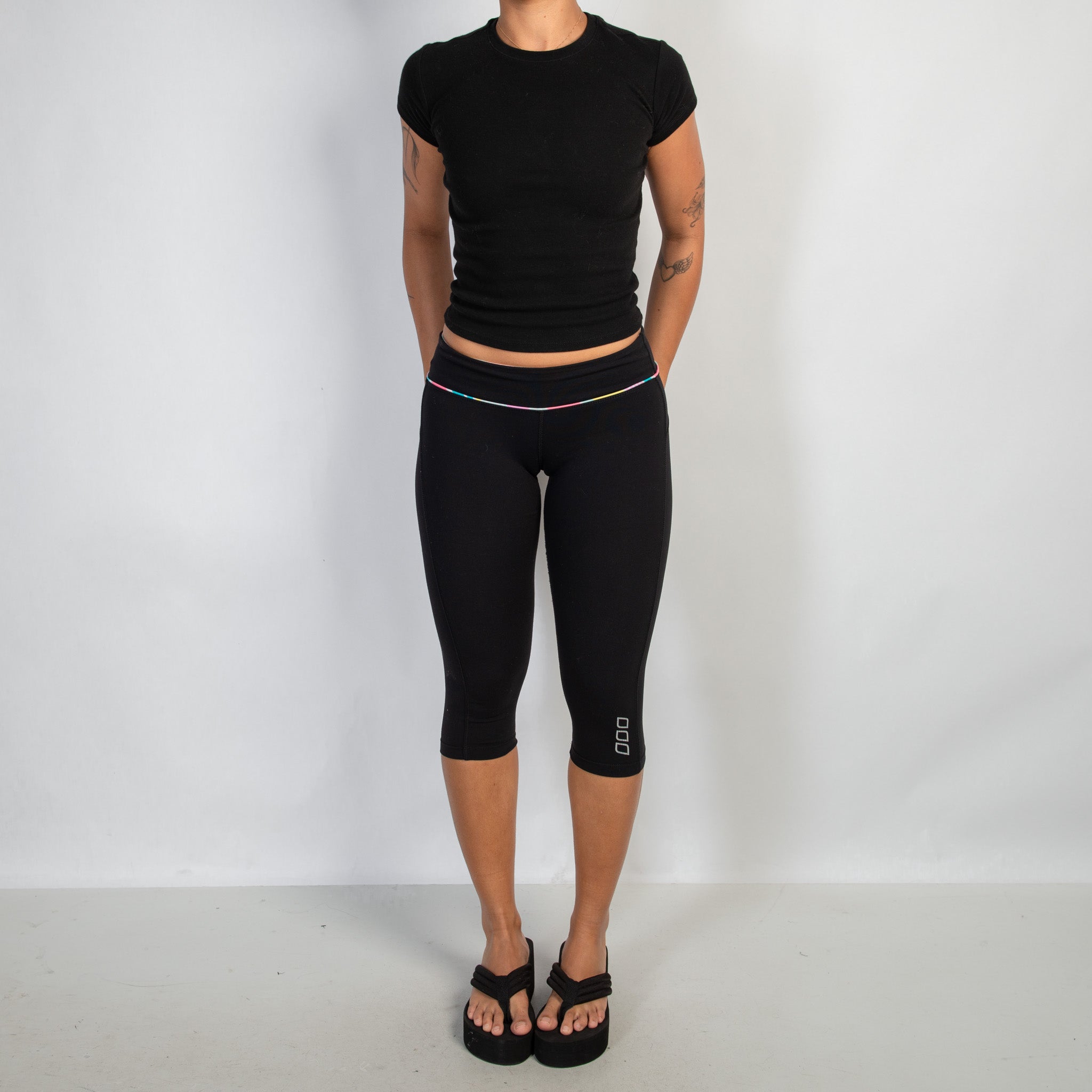 CANDY KNEE LENGTH TIGHTS
