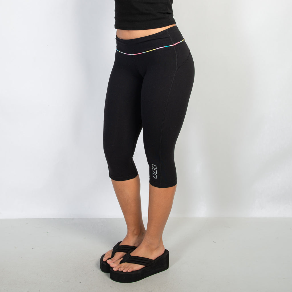 CANDY KNEE LENGTH TIGHTS