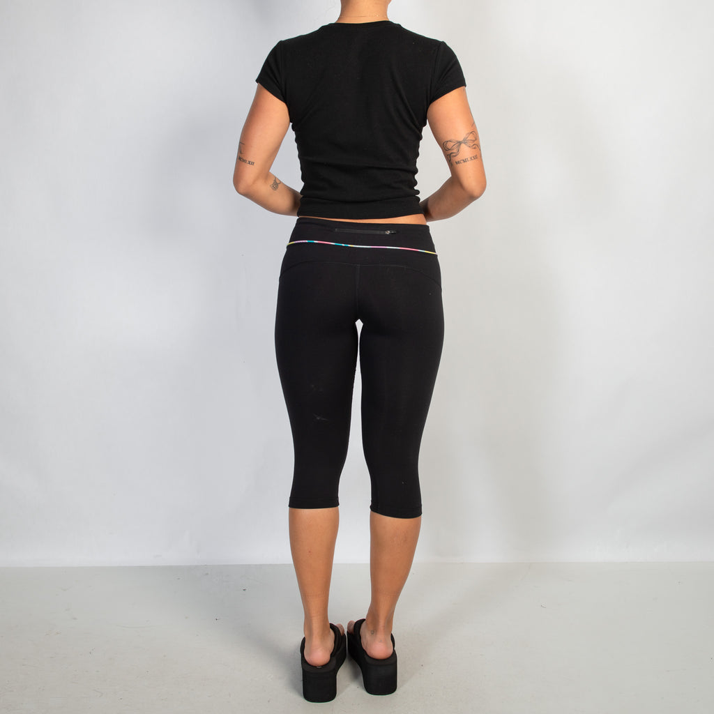 CANDY KNEE LENGTH TIGHTS